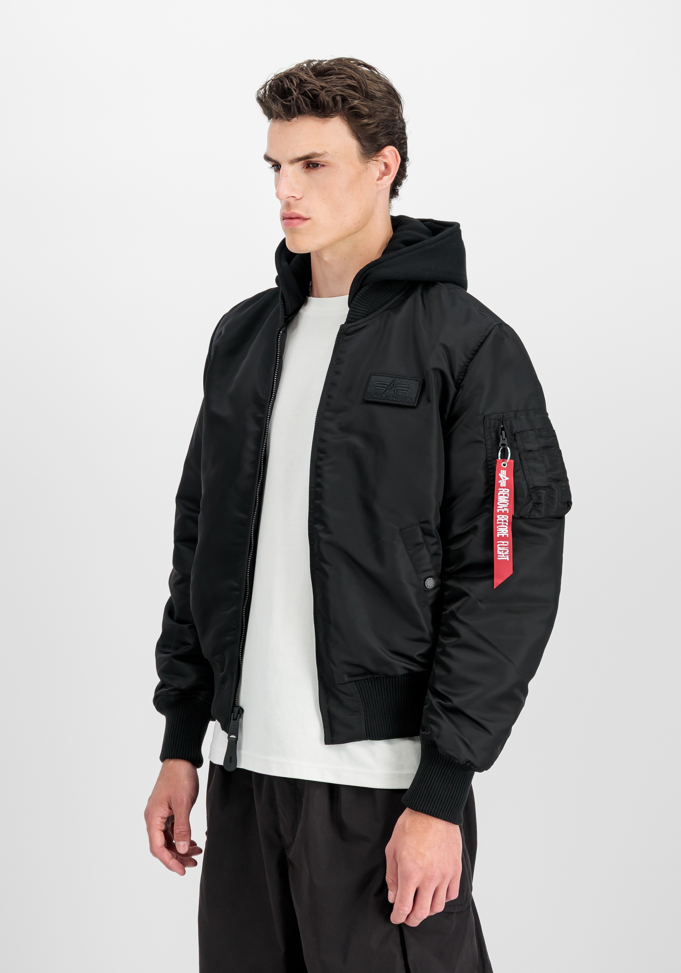 Alpha Industries Bomberjacke »MA-1 ZH Back Print« mit Kapuze Kunstfaser, slim fit