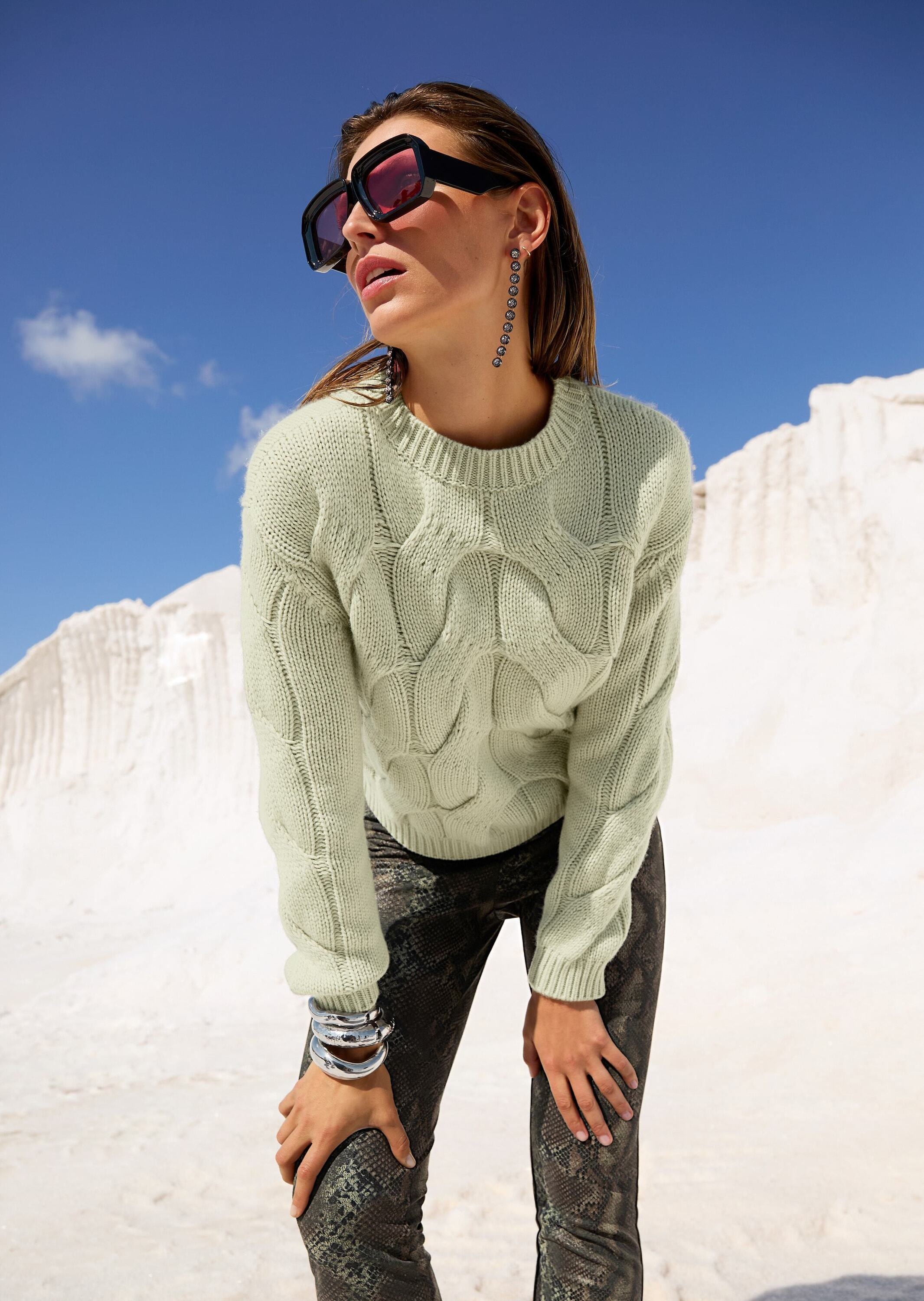 MADELEINE Longpullover »Strickpullover Moderner Wollpullover mit Zopfmuster«