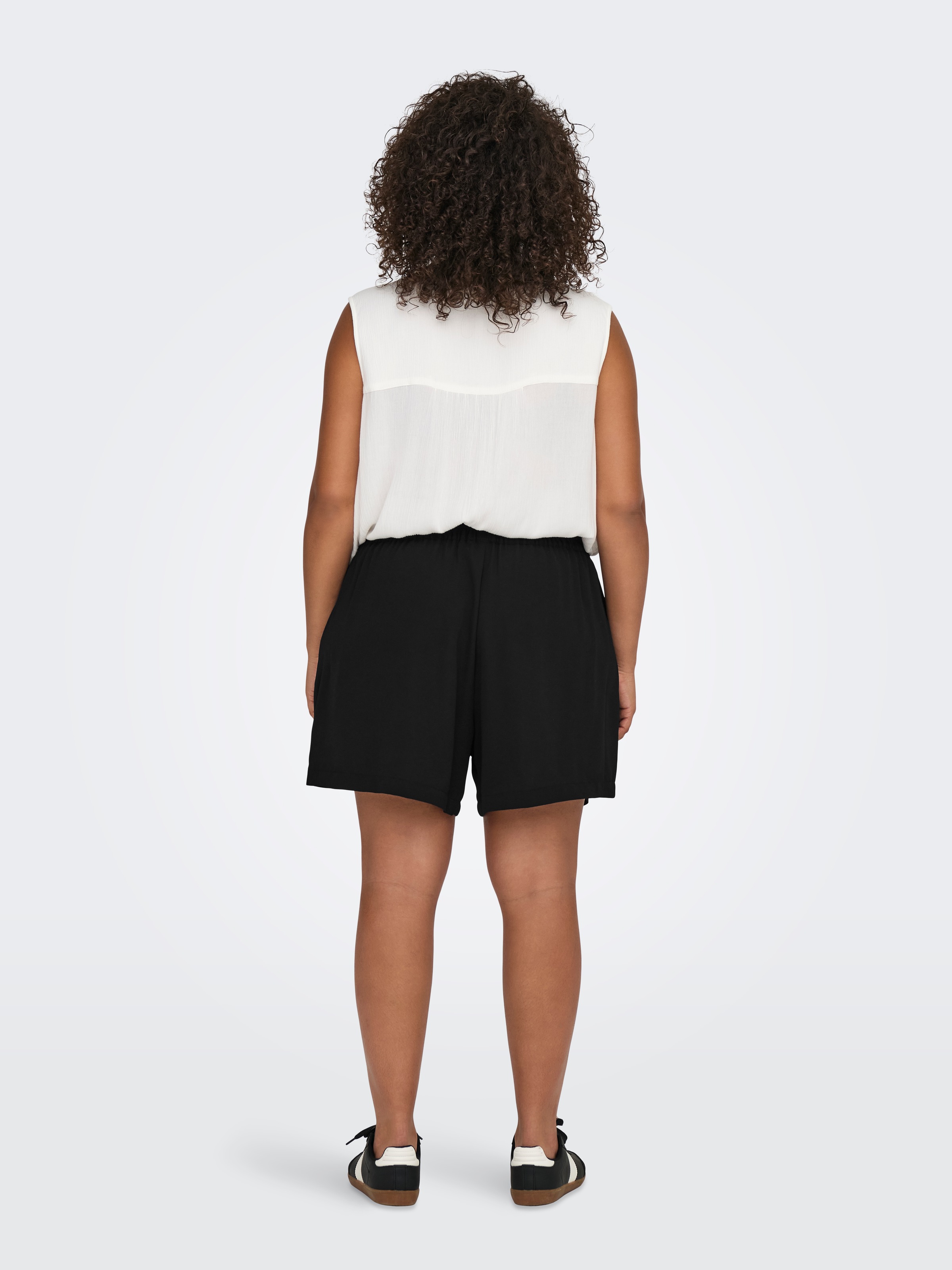 ONLY CARMAKOMA Shorts »CARLUX LIFE SHORTS NOOS«