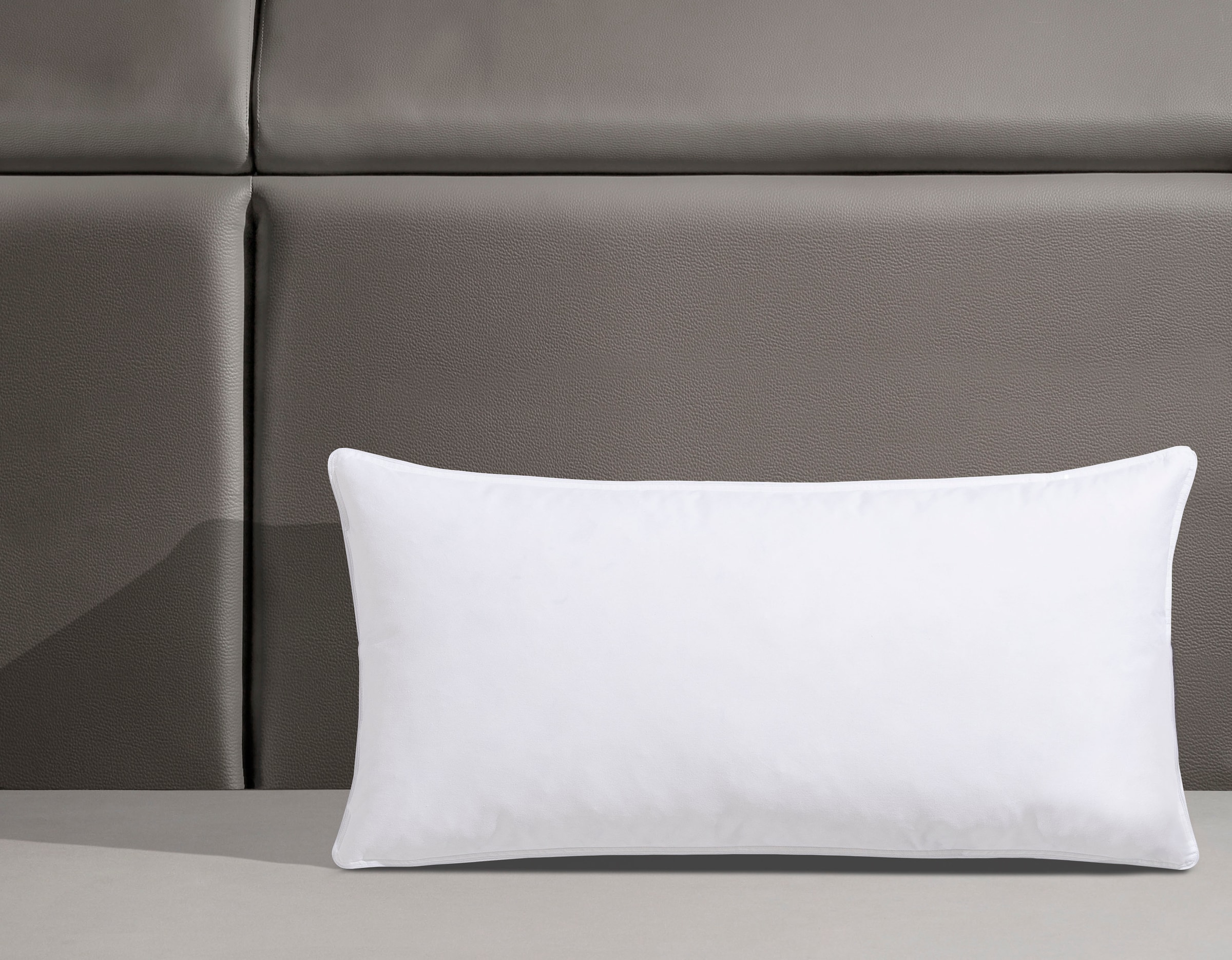 Älgdröm 3-Kammer-Kopfkissen »Lasse, Kopfkissen 40x80 cm, 80x80 cm«, Füllung: 60% Daunen / 40% Federn (Außenkammern), Bezug: feiner Daunenbatist, 100% Baumwolle, (1 St.), Kissen, Made in Germany, Made in Green, allergikerfreundlich