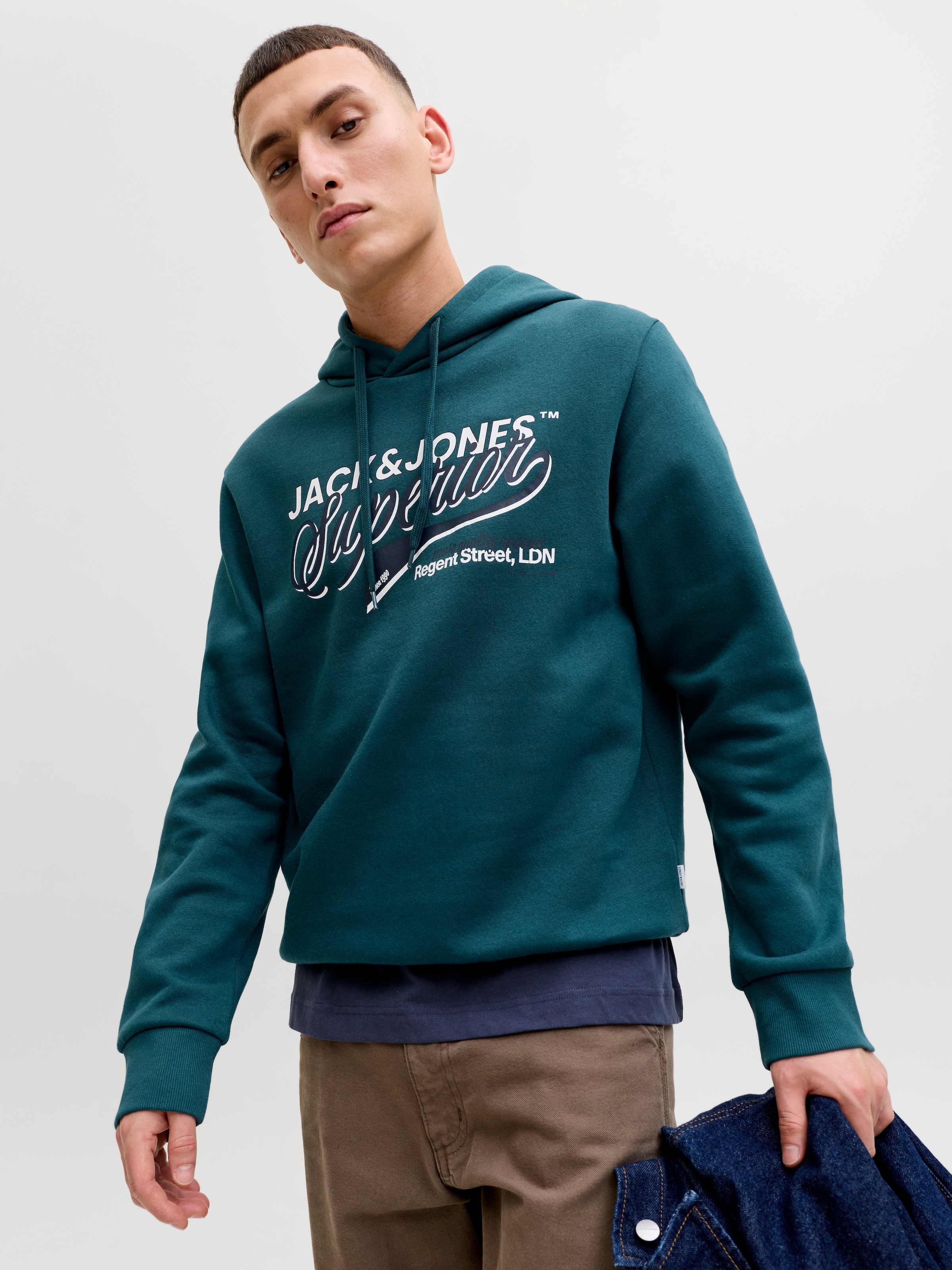 Jack & Jones Kapuzensweatshirt »JJELOGO SWEAT HOOD 2 COL 25/26 NOOS«, mit stylischem Print
