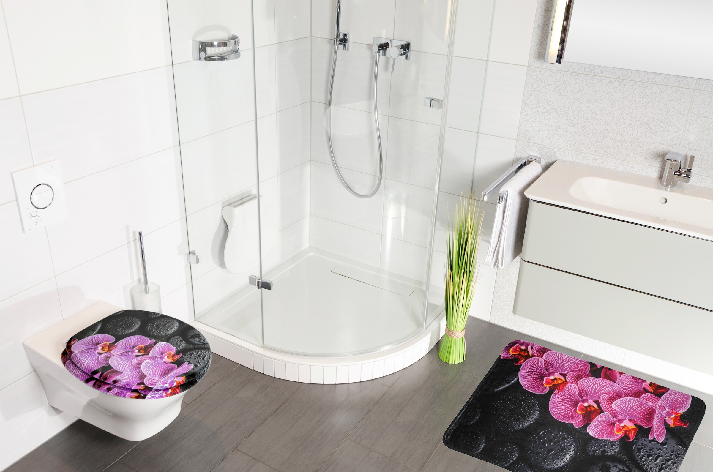 Sanilo Badaccessoire-Set »Madeira«, (Komplett-Set, 3 tlg.), bestehend aus WC-Sitz, Badteppich und Waschbeckenstöpsel