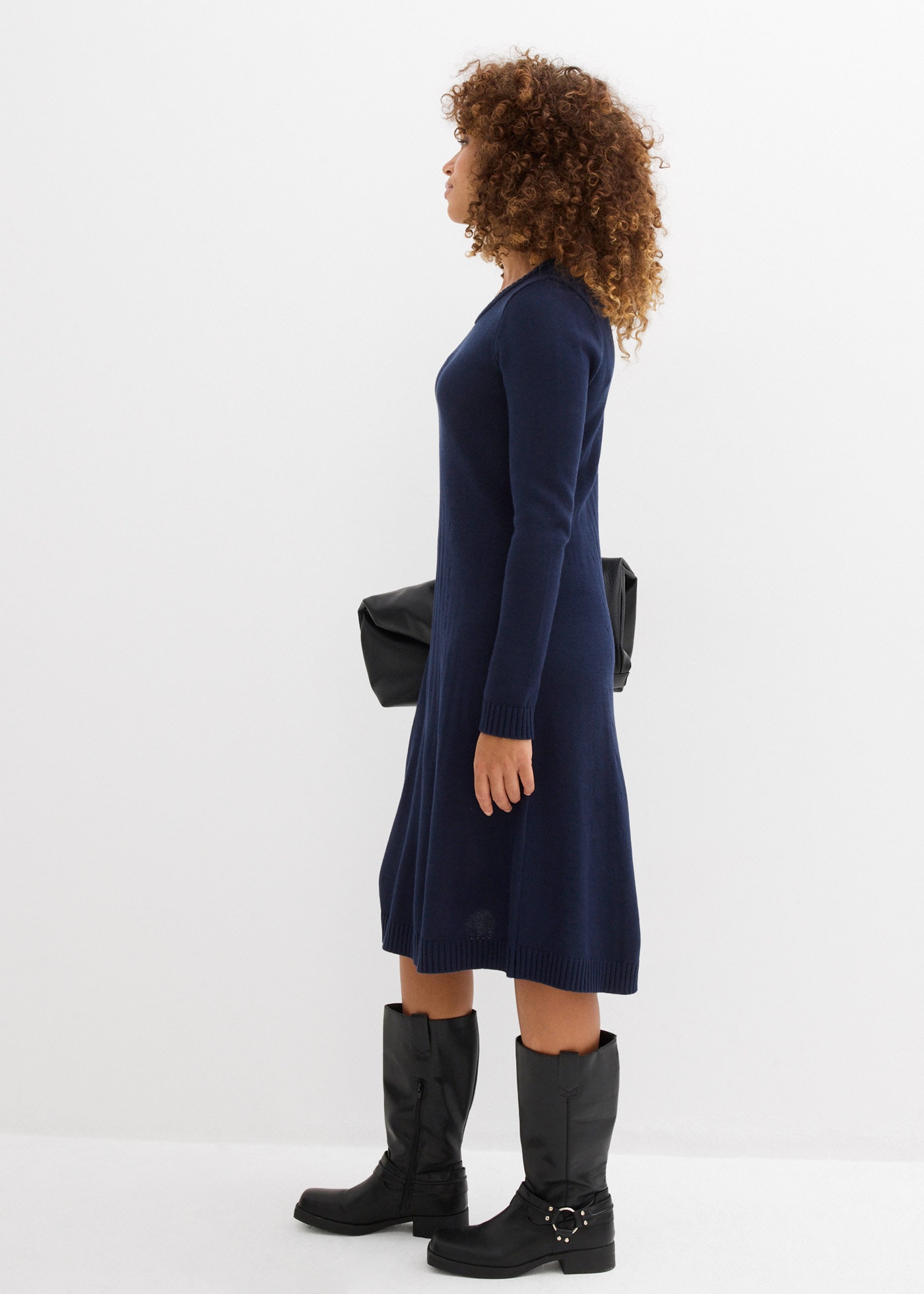 bonprix Strickkleid »Strickkleid in ausgestellter Form« für den Alltag, aus Baumwolle und Polyacryl, ausgestellte Passform