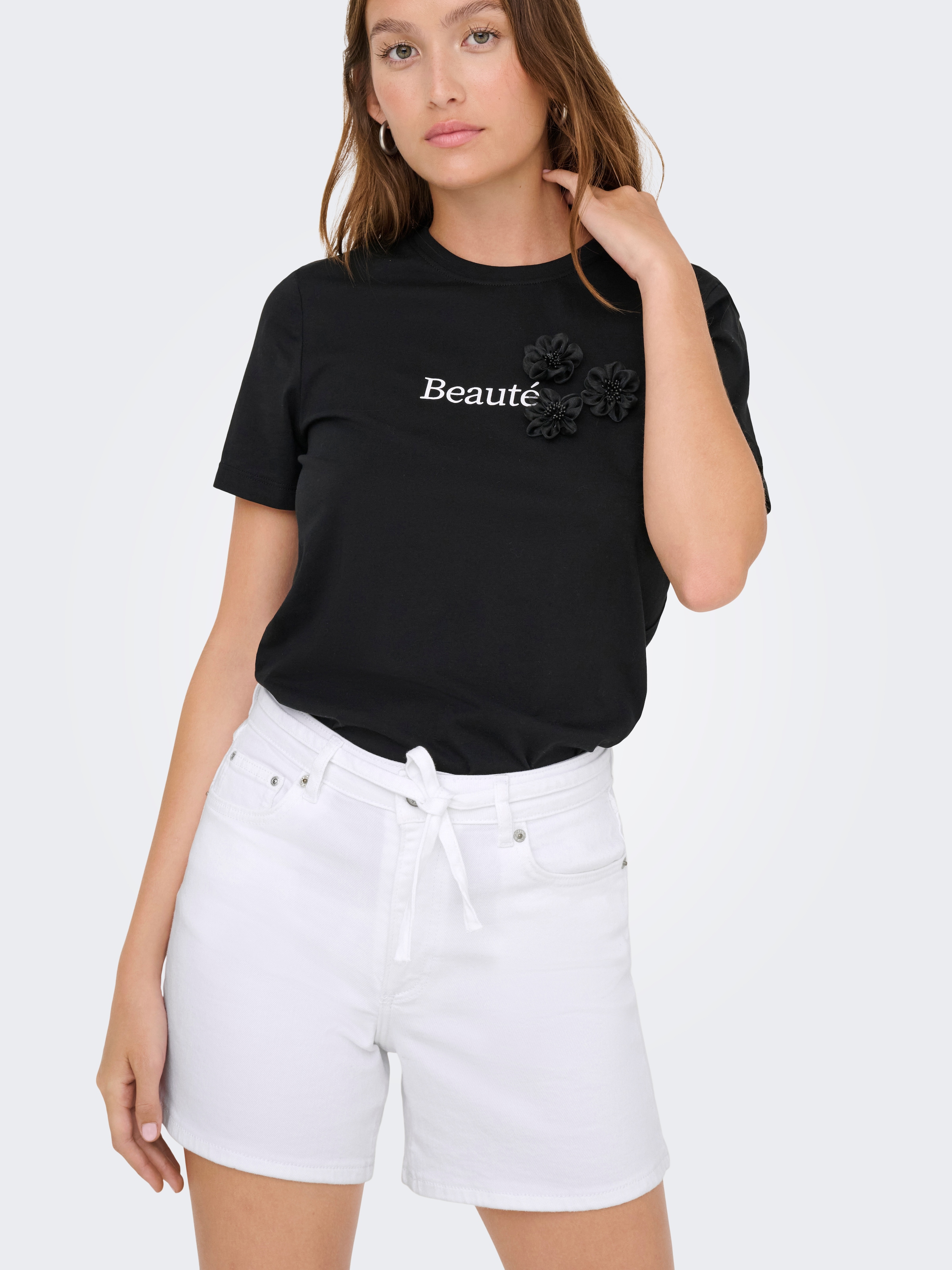 ONLY Jeansshorts »ONLGIANNA MW BELTED SHORTS AZG DNM NOOS« Baumwollmischung, regular fit, Regular Waist