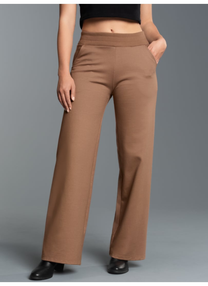 Trigema Damen Jerseyhose »TRIGEMA Jogginghose mit weitem Bein« in braun, Größe XL