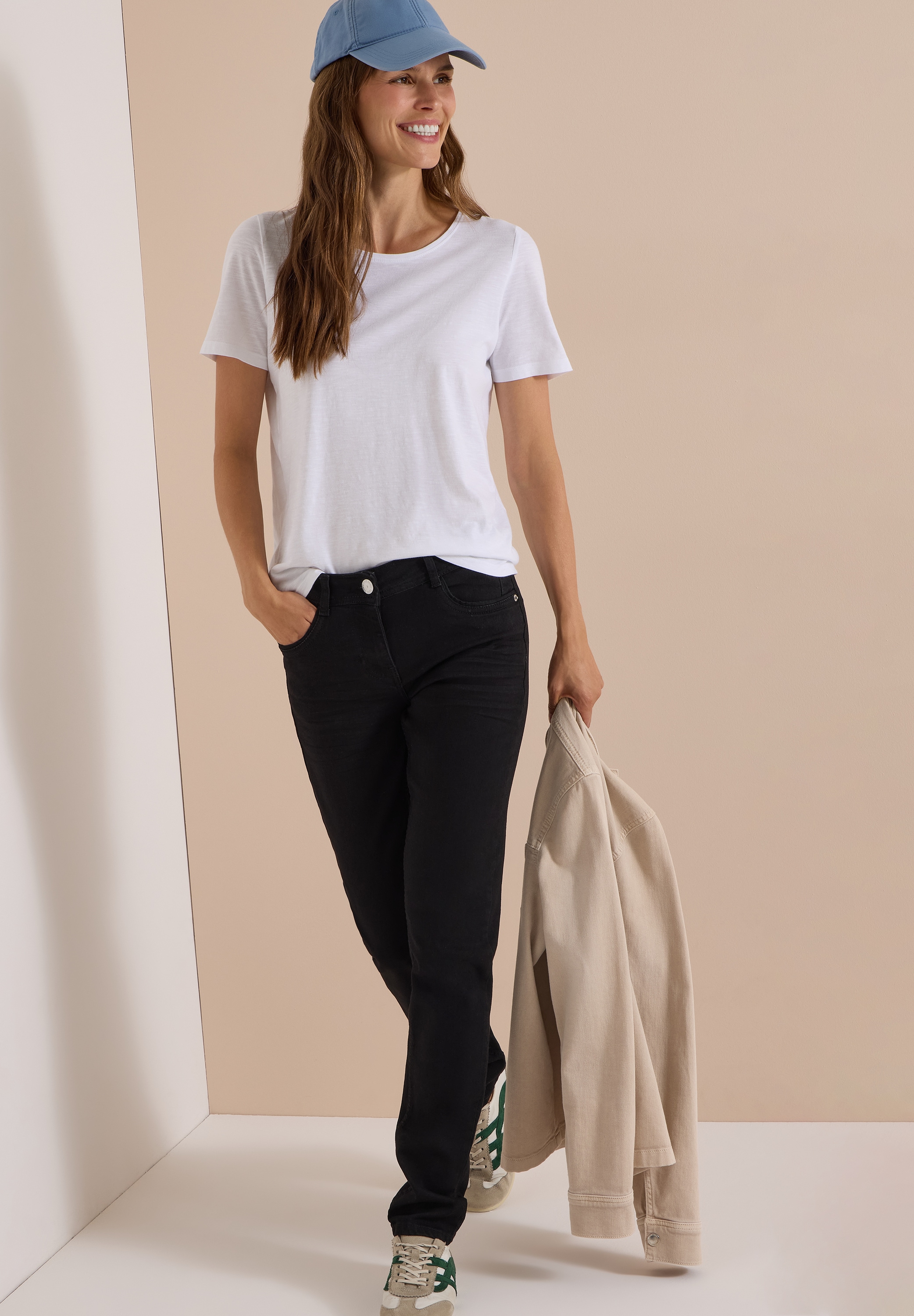 Cecil Straight-Jeans »Style Scarlett« in schwarzer Waschung und mit Stretch