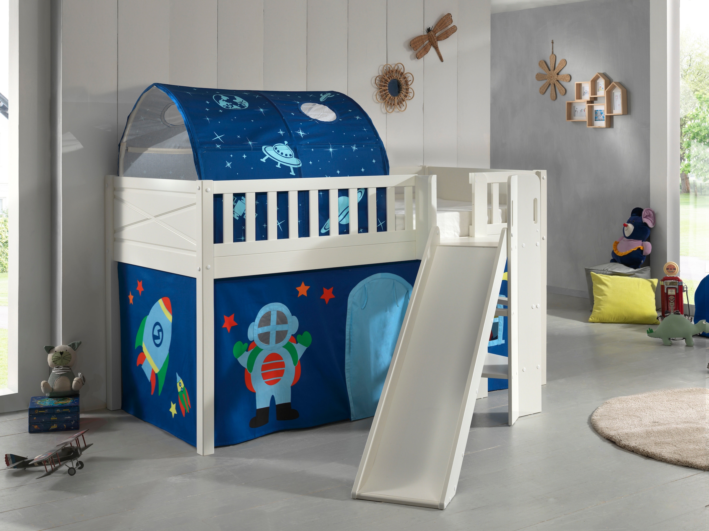 Vipack Hochbett »Scott« Made in Europe,  m. Rutsch-/Leiterturm, LF 90x200 cm, Vorhang, Tunnel, 4 Designs