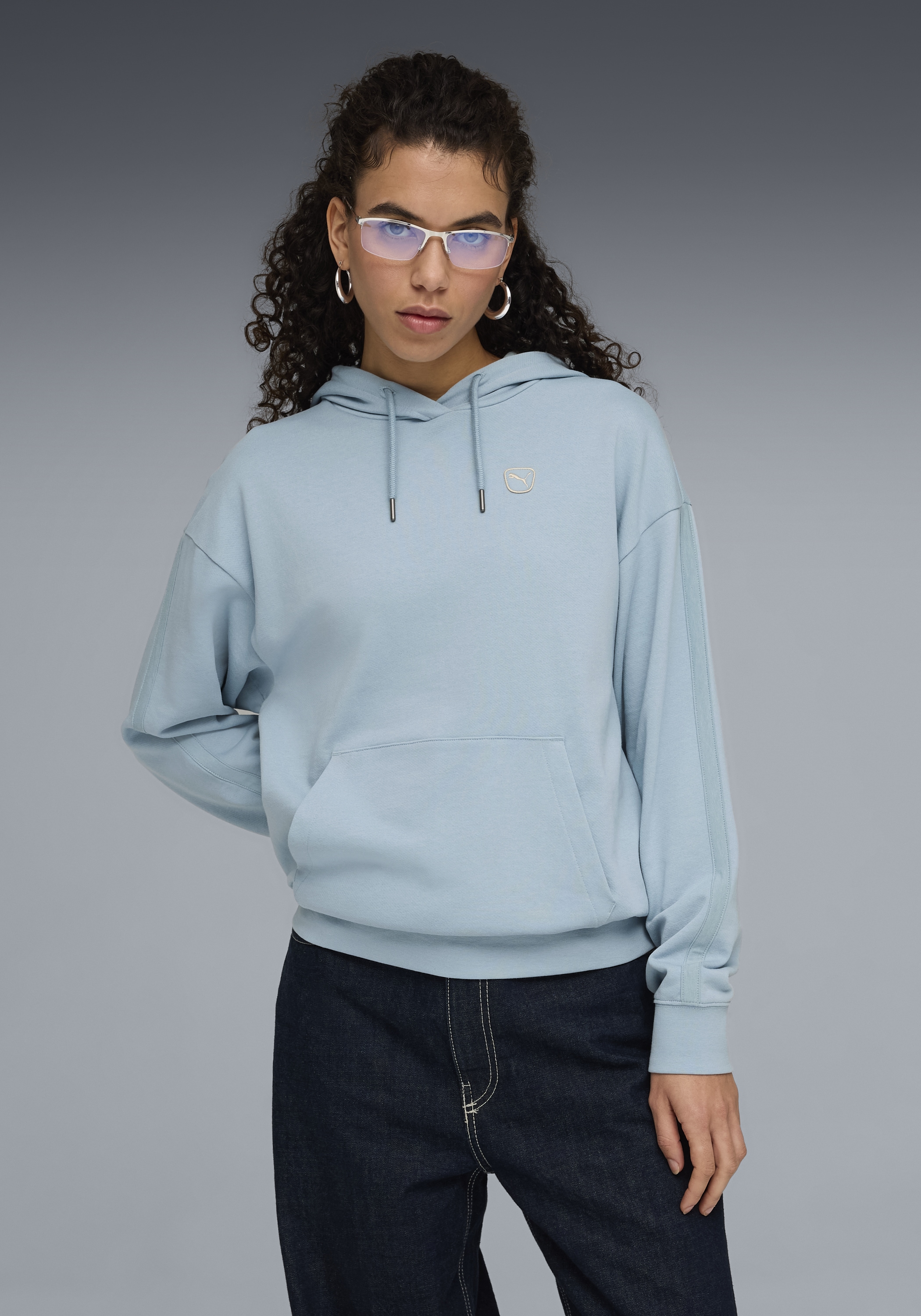 PUMA Kapuzensweatshirt »ESS ELEVATED COMFORT HOODIE TR«, mit Kapuze, mit Kängurutasche, mit Logodruck, komfortable Passform
