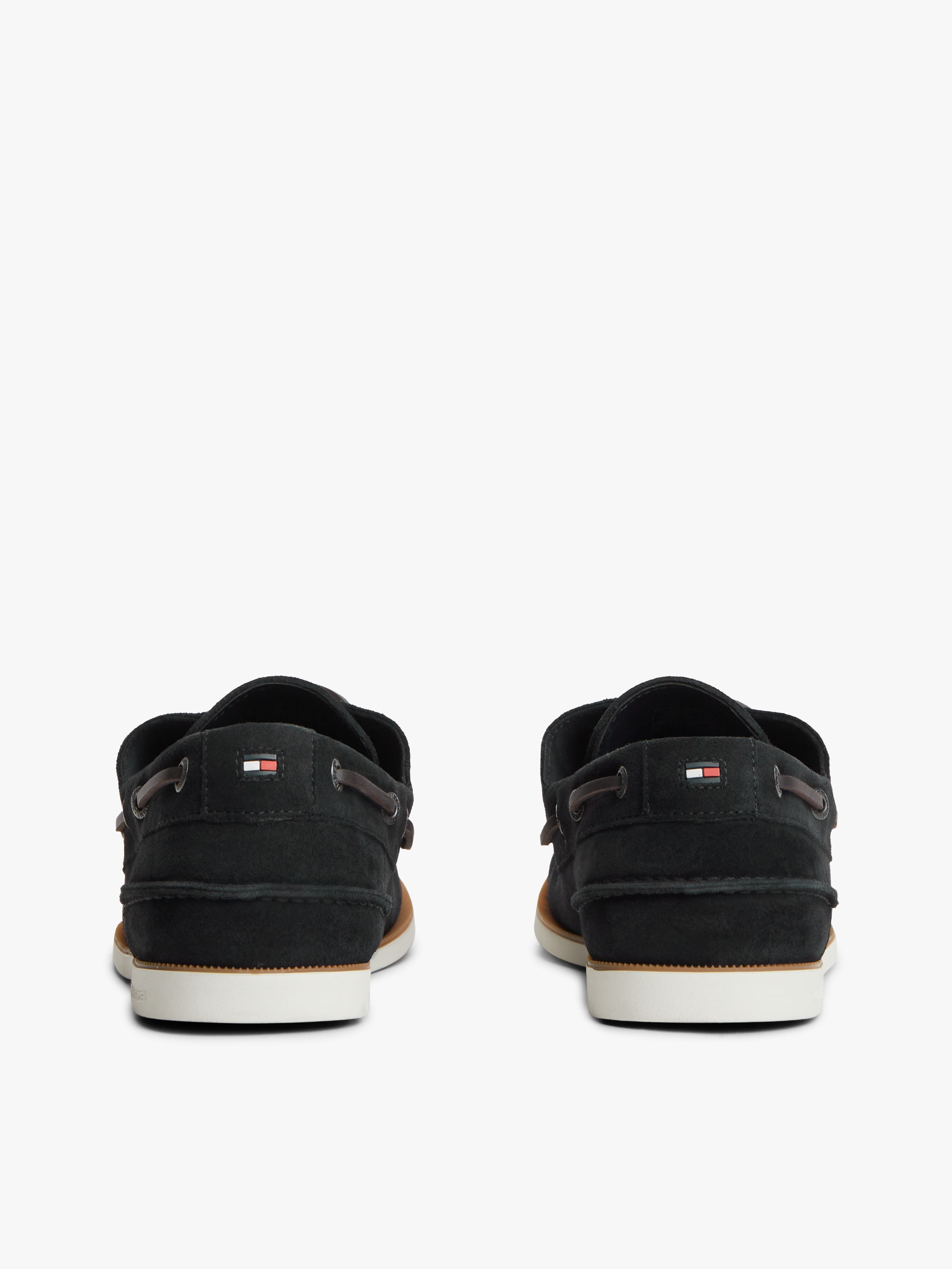 Tommy Hilfiger Bootsschuh »TH BOAT SHOE CORE SUEDE«  , Casualschuh, Freizeitschuh, Schnürer mit Bänder-Durchzügen