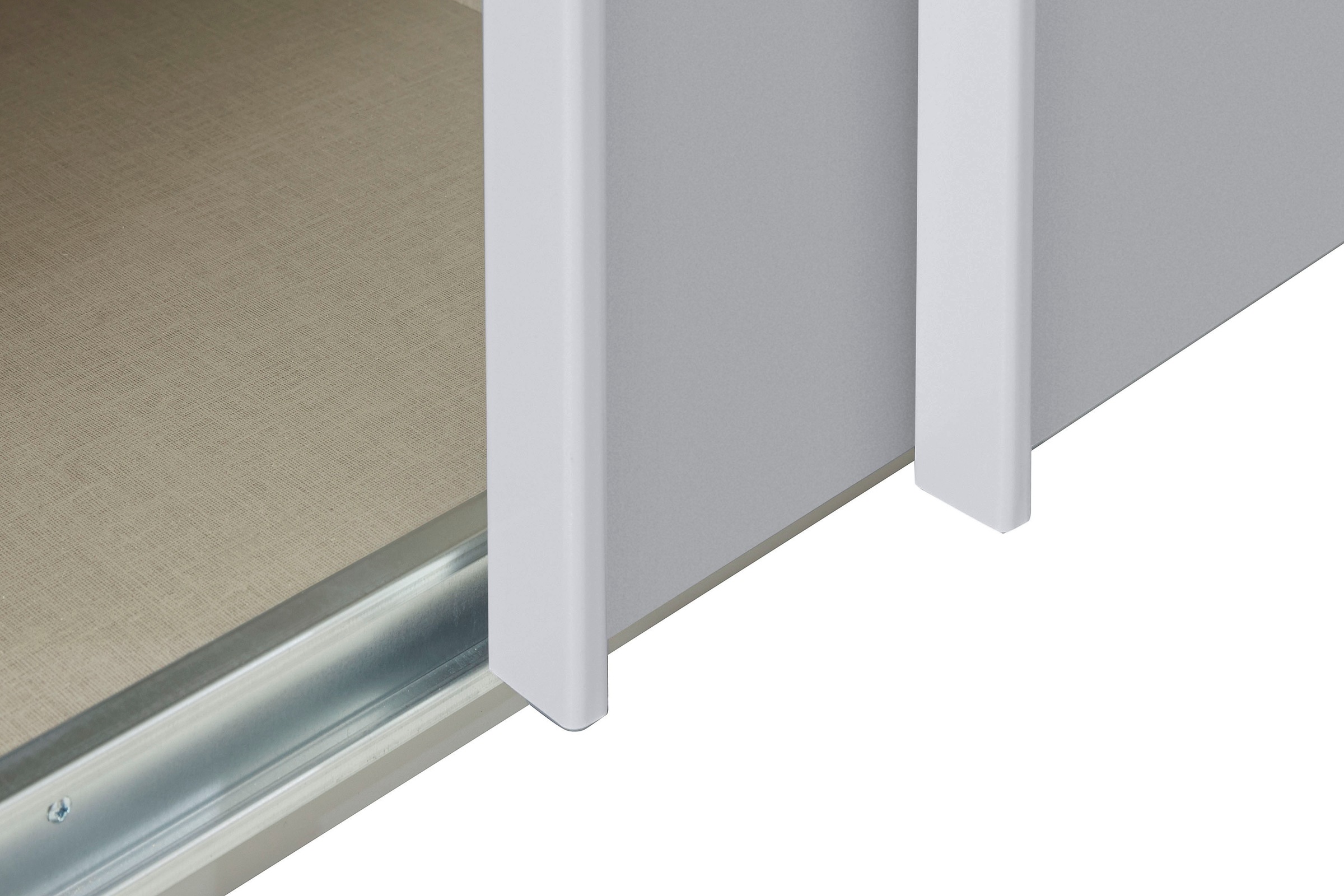 rauch Schwebetürenschrank »Kleiderschrank Schrank Garderobe Ankleide TOPSELLER OTELI« 3 Ausstattungen BASIC/CLASSIC/PREMIUM (inkl. SOFT-CLOSE-FUNKTION),  Breiten 203/271/315/360 cm Höhen 210/229 cm MADE IN GERMANY