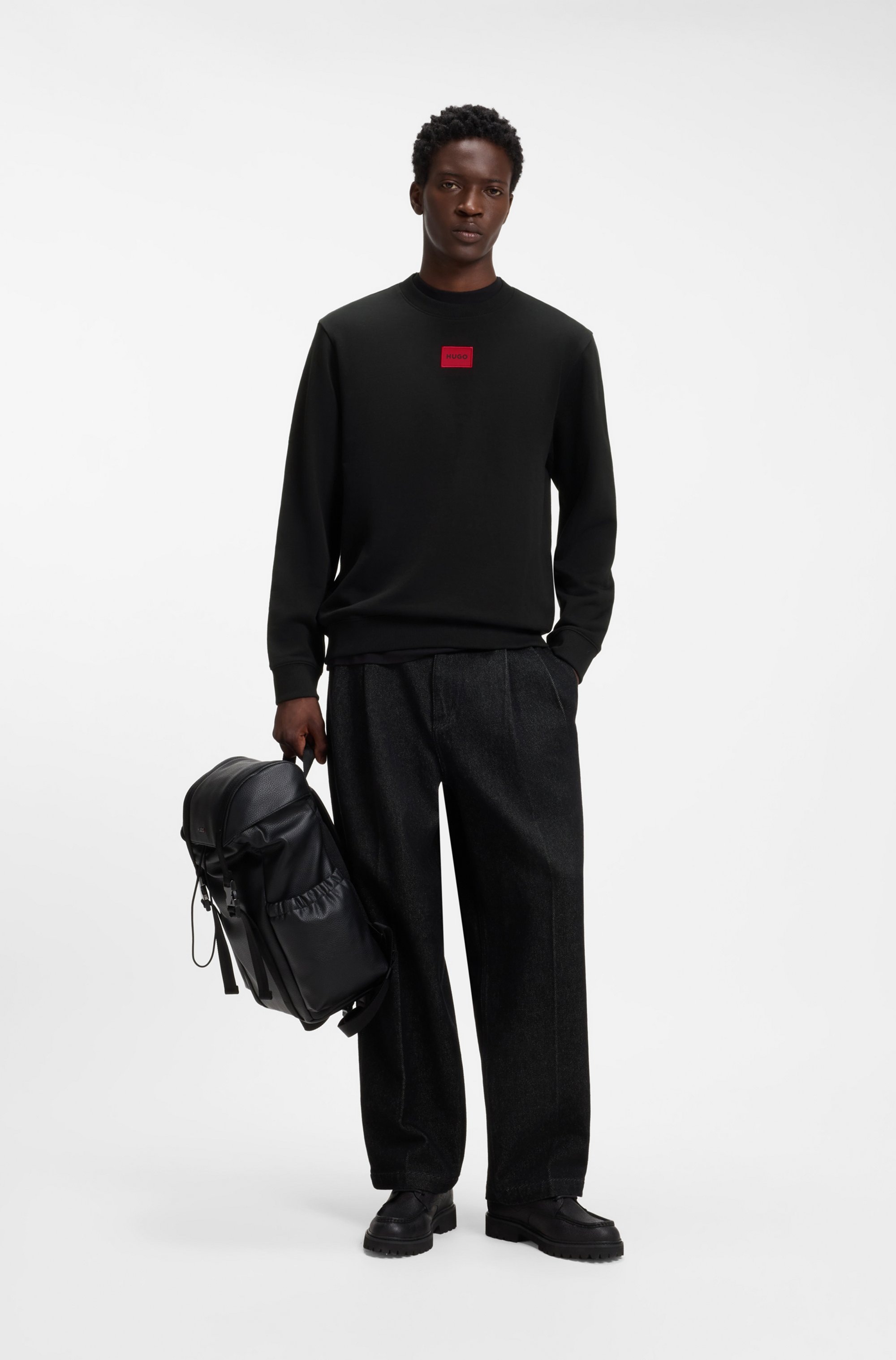 HUGO Sweatshirt »Diragol«, Rundhalsausschnitt, Regular Fit, HUGO Label
