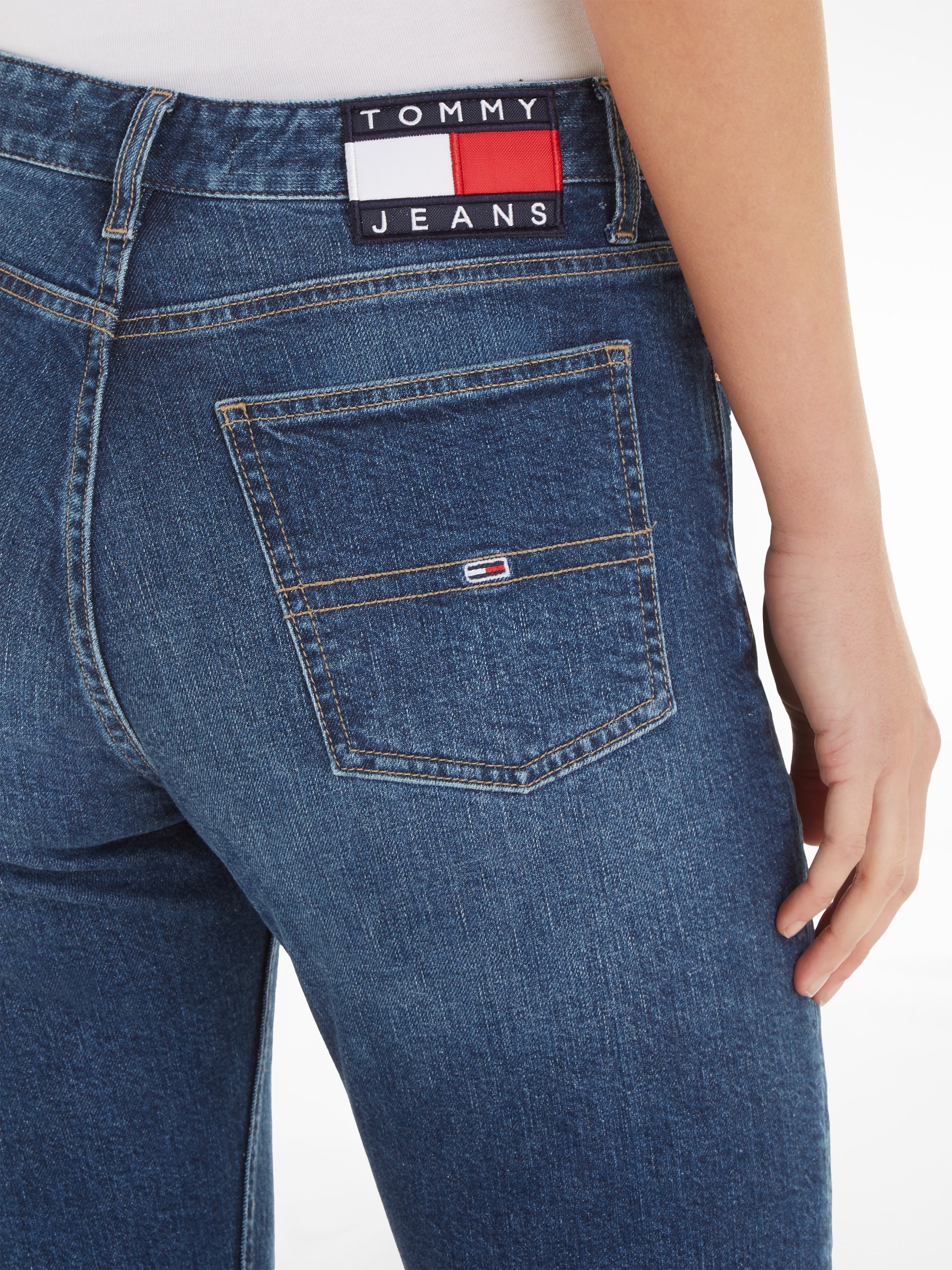 mit SL HR bei ANK CG4139«, Slim-fit-Jeans Jeans Logo-Badge OTTOversand Tommy Tommy »IZZIE