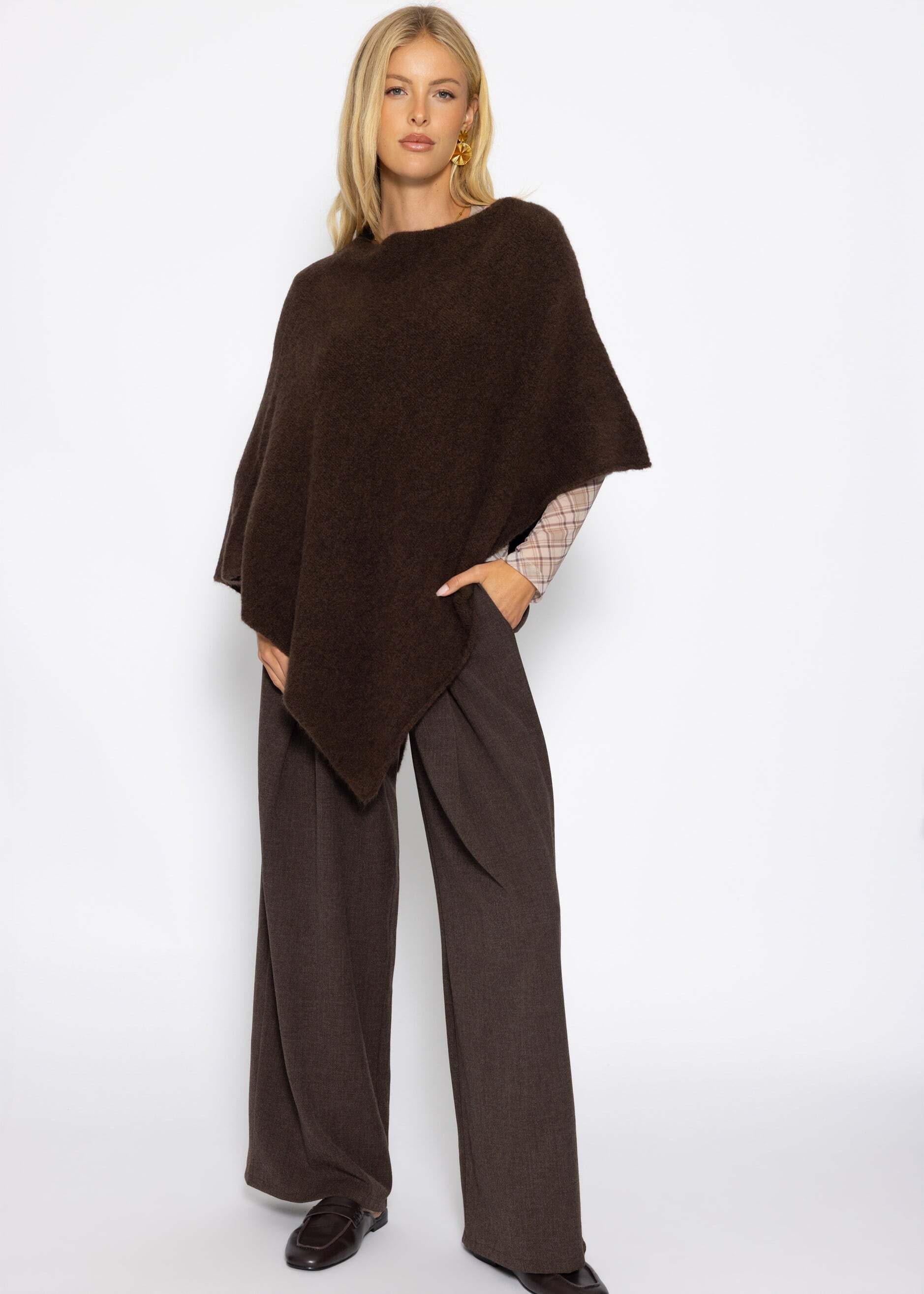 SASSYCLASSY Strickponcho »Poncho mit Wollanteil« Poncho mit Stehkragen in Offwhite