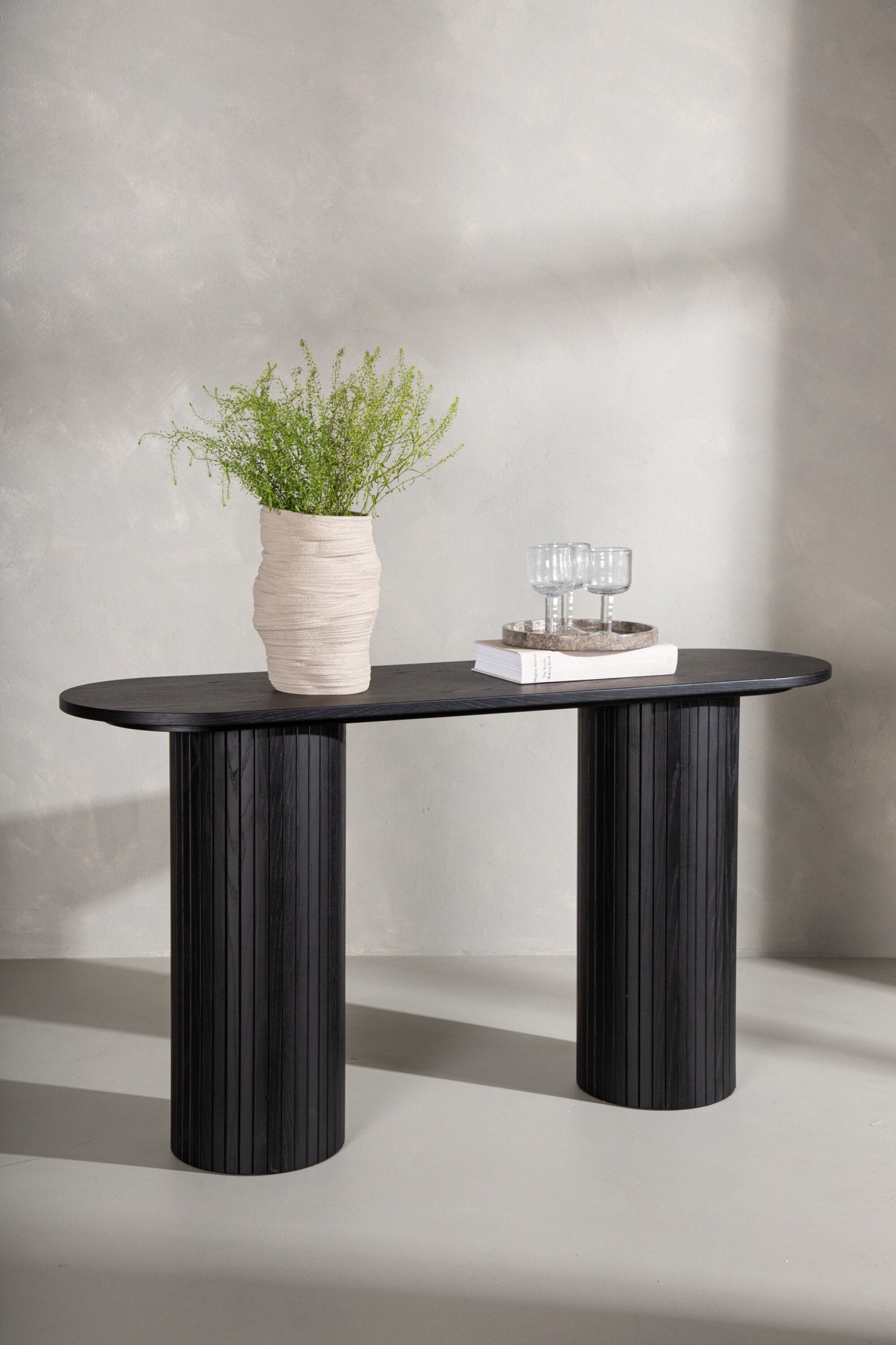 Venture Home Beistelltisch »Bianca, ovaler Konsolentisch mit Holzfurnier-Optik, 130 × 40 cm« Ablagetisch, Furnier, oval, hoch, geräumig, edel