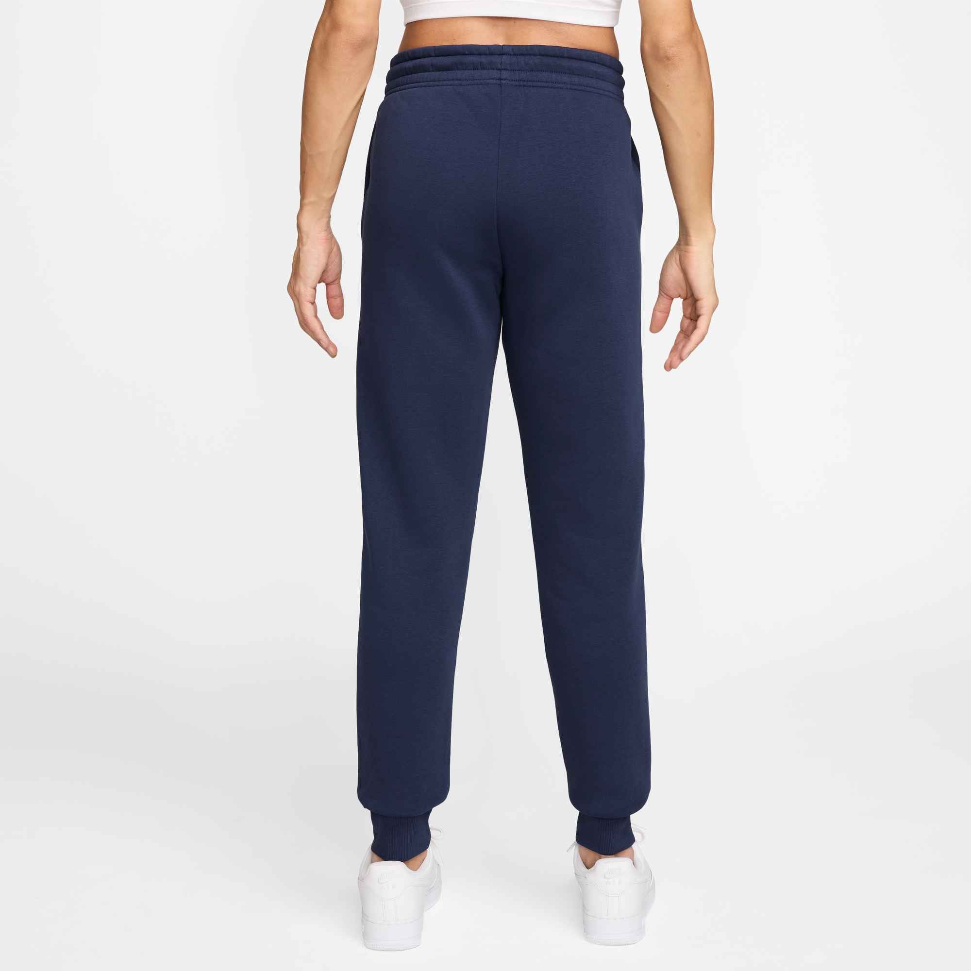 Nike Sportswear Sporthose »W NSW PHNX FLC MR PANT STD«  aus angerautem Fleece, mit Kordelzug