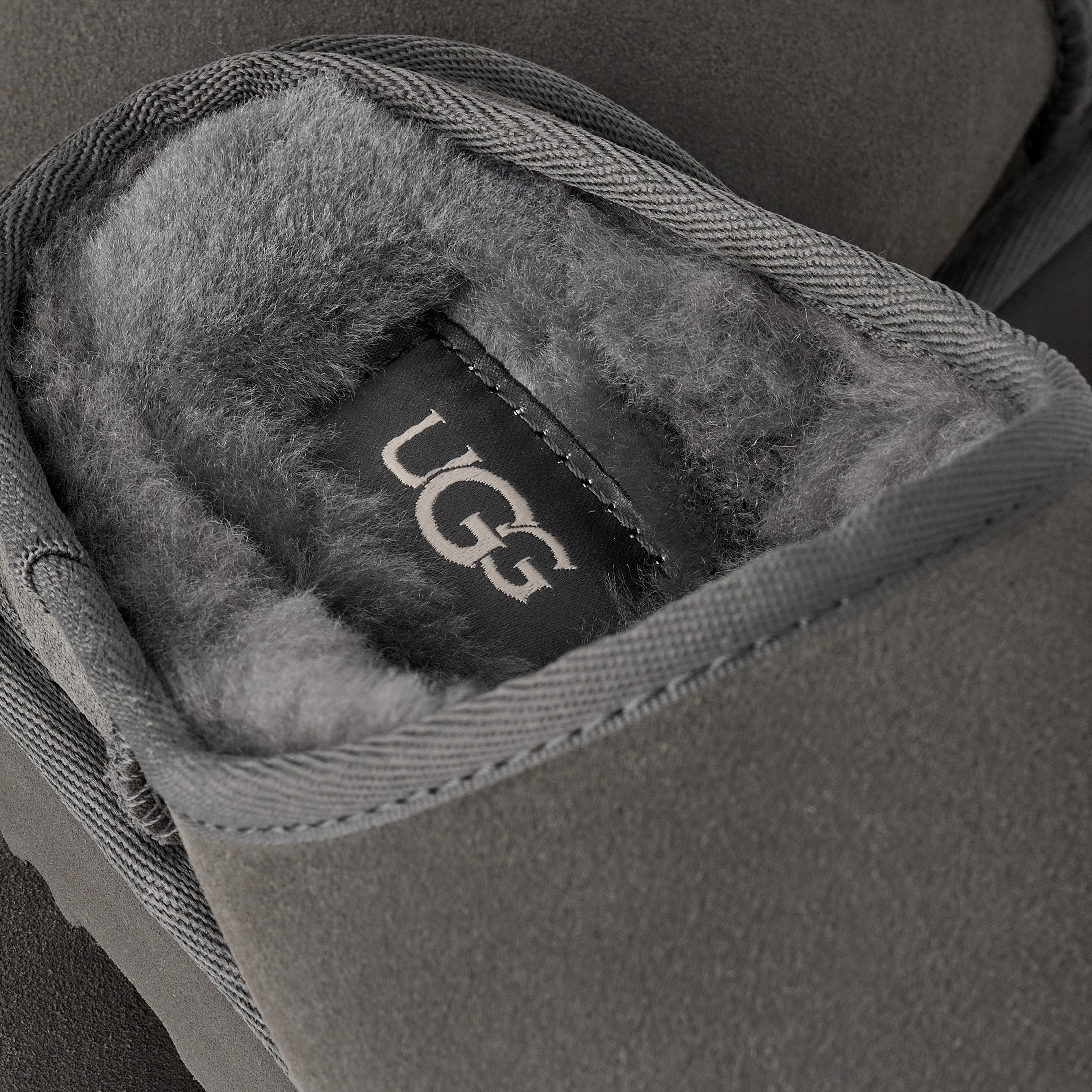 UGG Pantoffel »Classic Slip-On«, Clog, Mule, Pantoffel mit Warmfutter