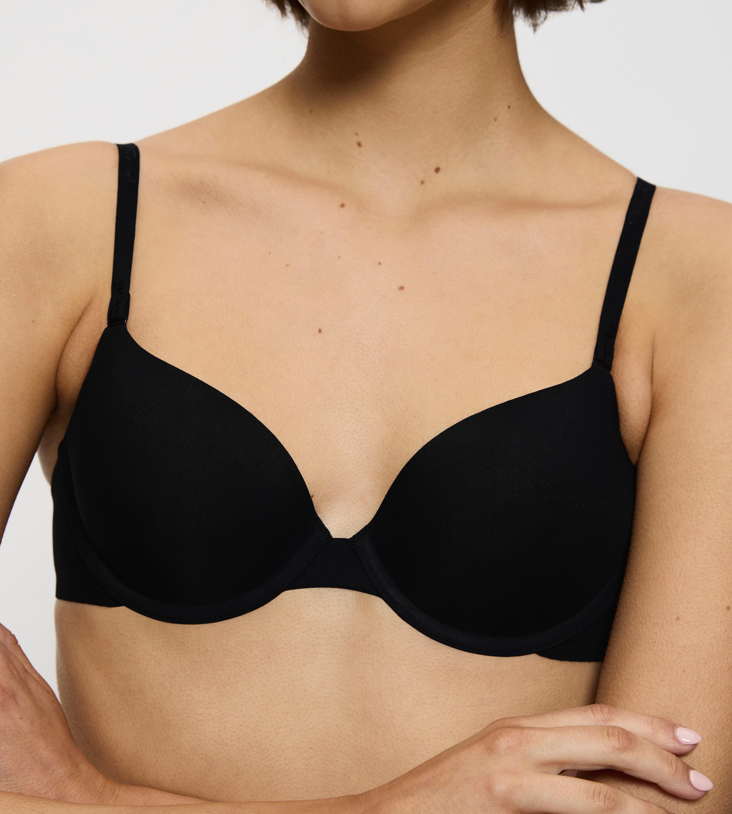 Triumph Bügel-BH »Body Make-Up WHP« atmungsaktives und glattes Material