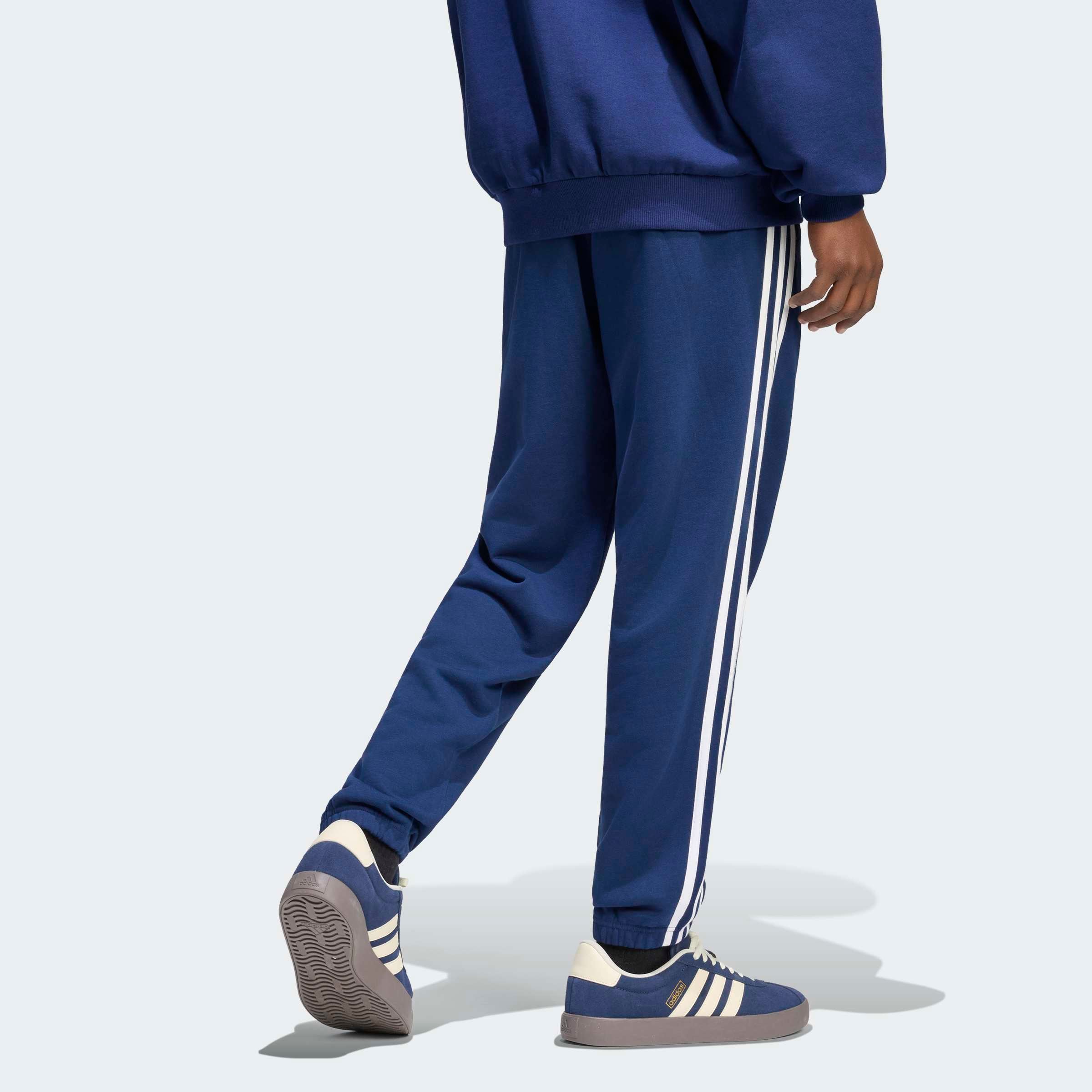 adidas Sportswear Sporthose »ESSENTIALS 3-STREIFEN, FRENCH TERRY, SCHMAL ZULAUFEND, BÜNDCHEN«