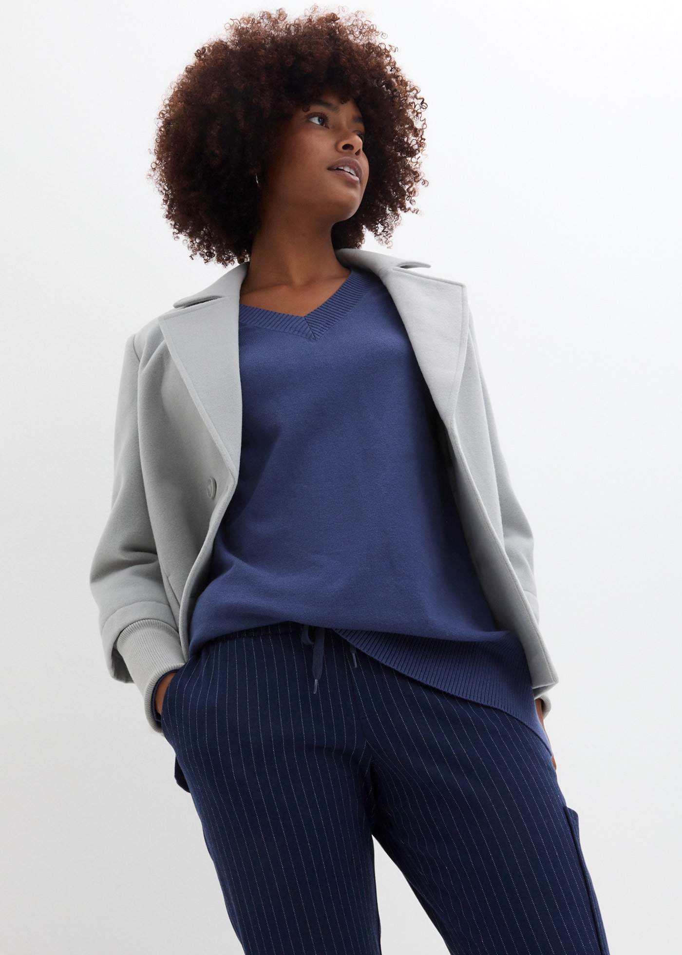 bonprix Longpullover »Long-Pullover« aus Baumwolle und Polyamid, mit V-Ausschnitt, mit Seitenschlitzen