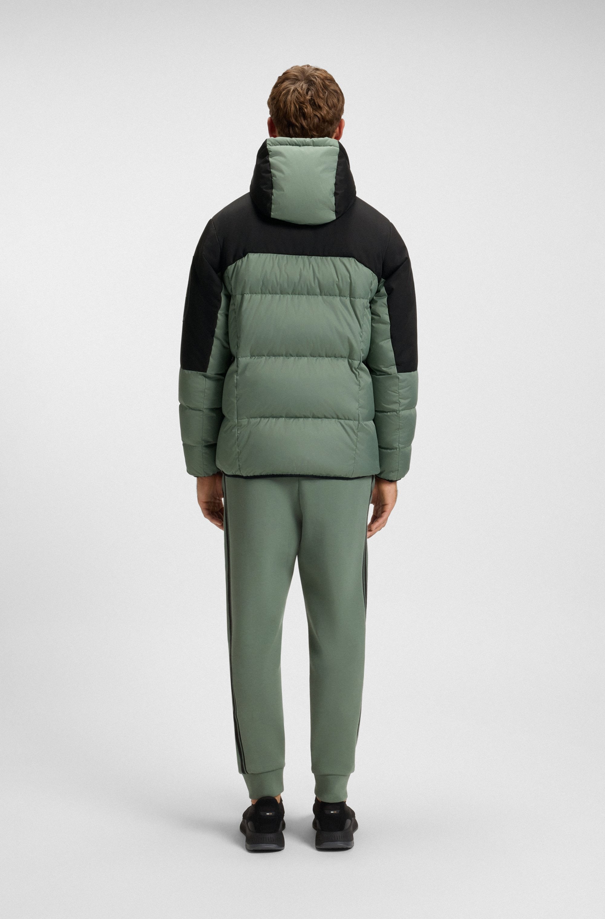 BOSS GREEN Daunenjacke mit Kapuze abnehmbare Kapuze, Regular Fit, warm wattiert