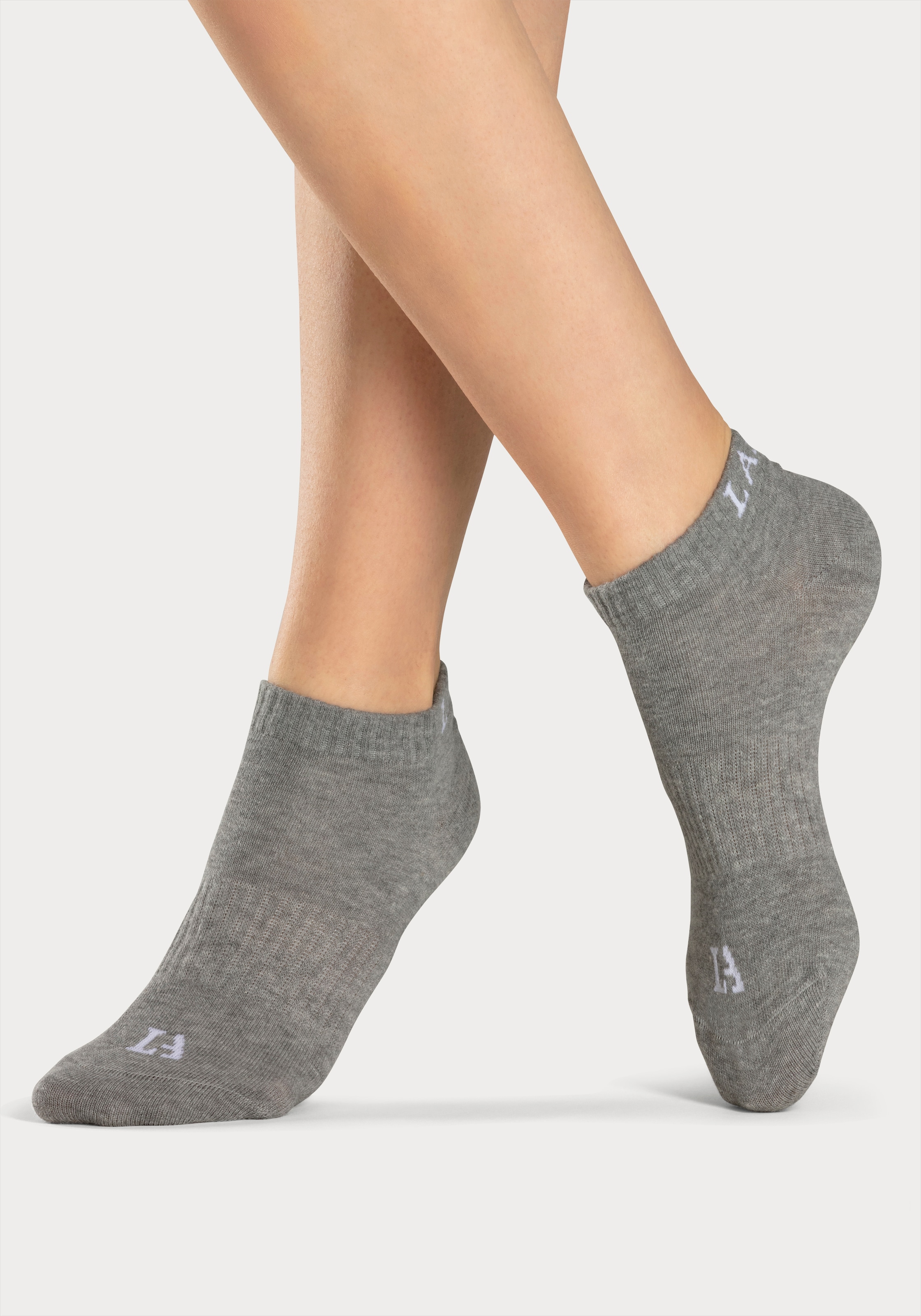 LASCANA ACTIVE Sneakersocken, (Packung, 6 Paar), mit eingestricktem Marken Logo
