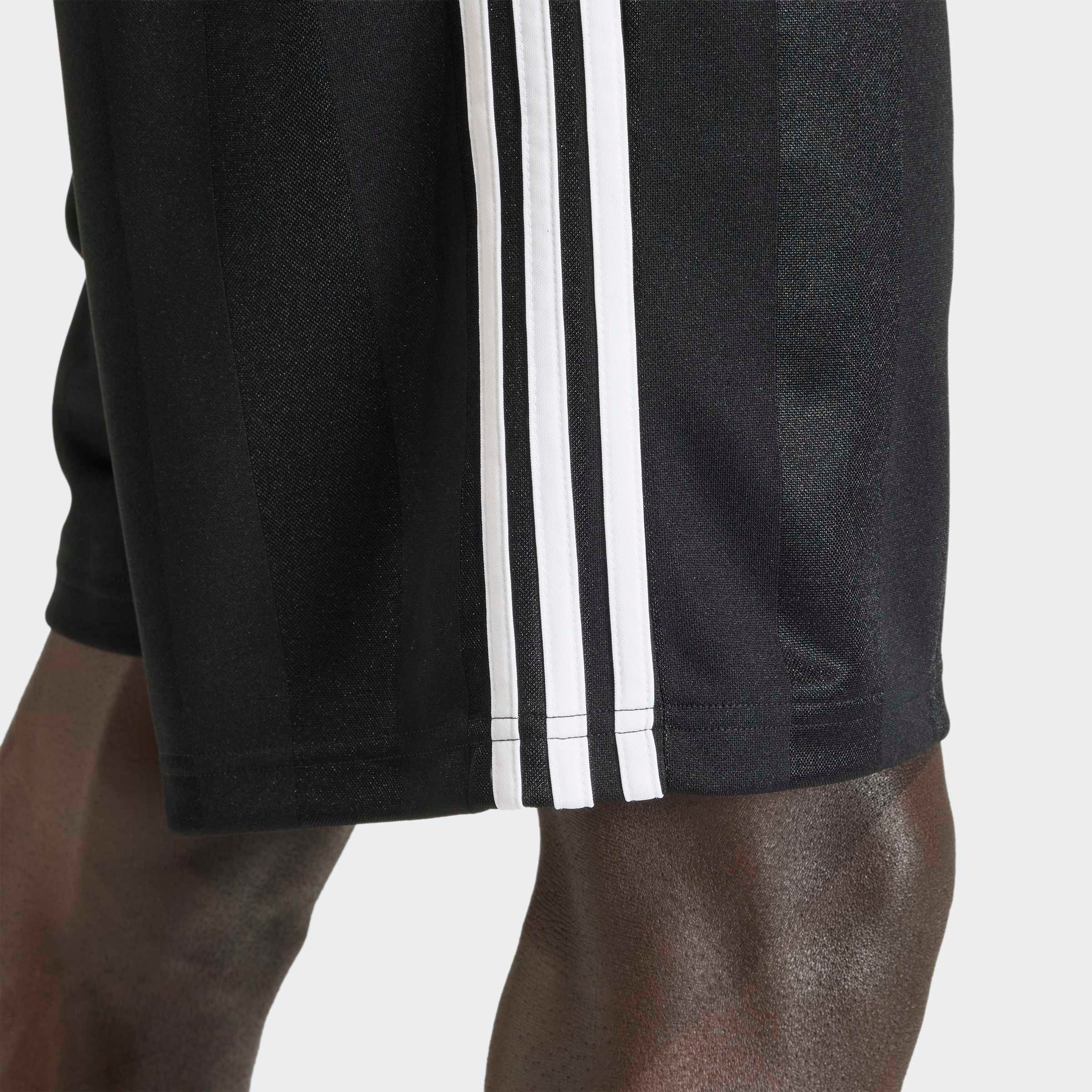 adidas Originals Shorts »LOCKER EINGEARBEITETE 3-STREIFEN«