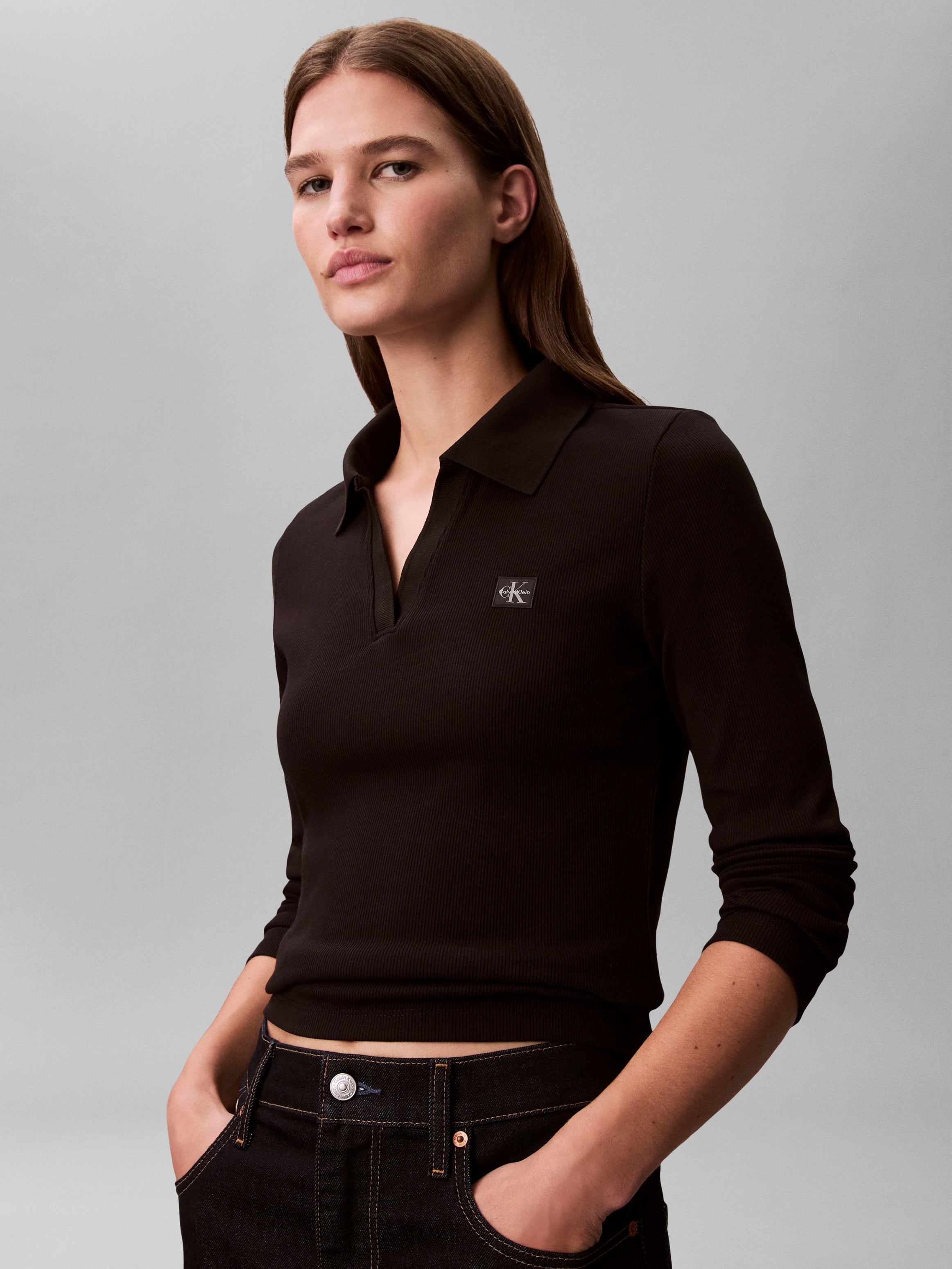 Calvin Klein Jeans Langarmbluse Figurbetonte Passform mit V-Ausschnitt