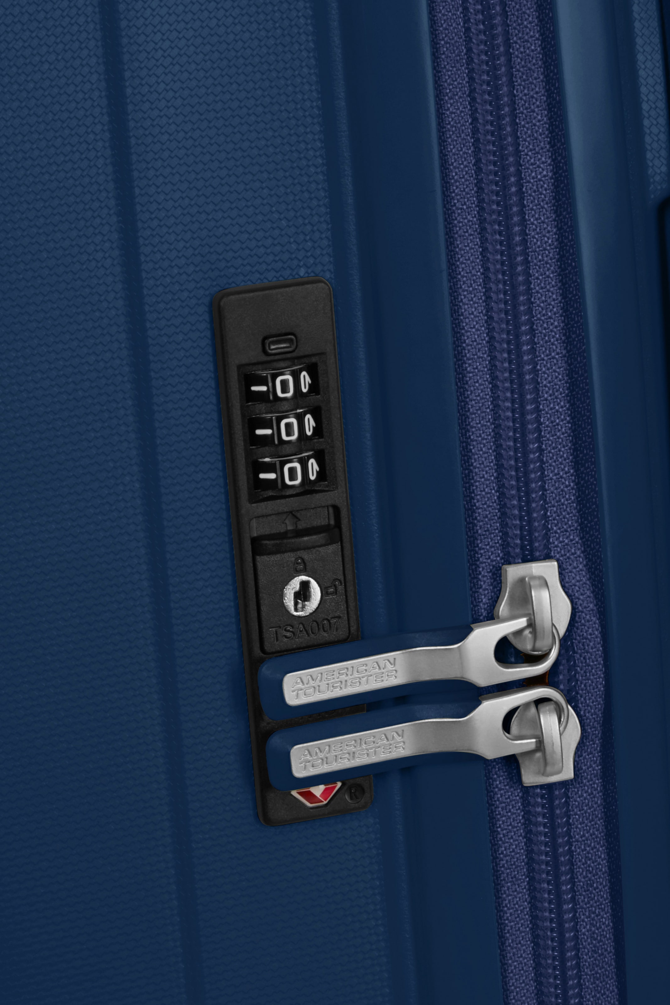 American Tourister® Hartschalen-Trolley »REJOY, verschiedene Größen und Farben«, 4 Rollen, Hartschalen-Koffer personalisierbar versenktes TSA-Schloss