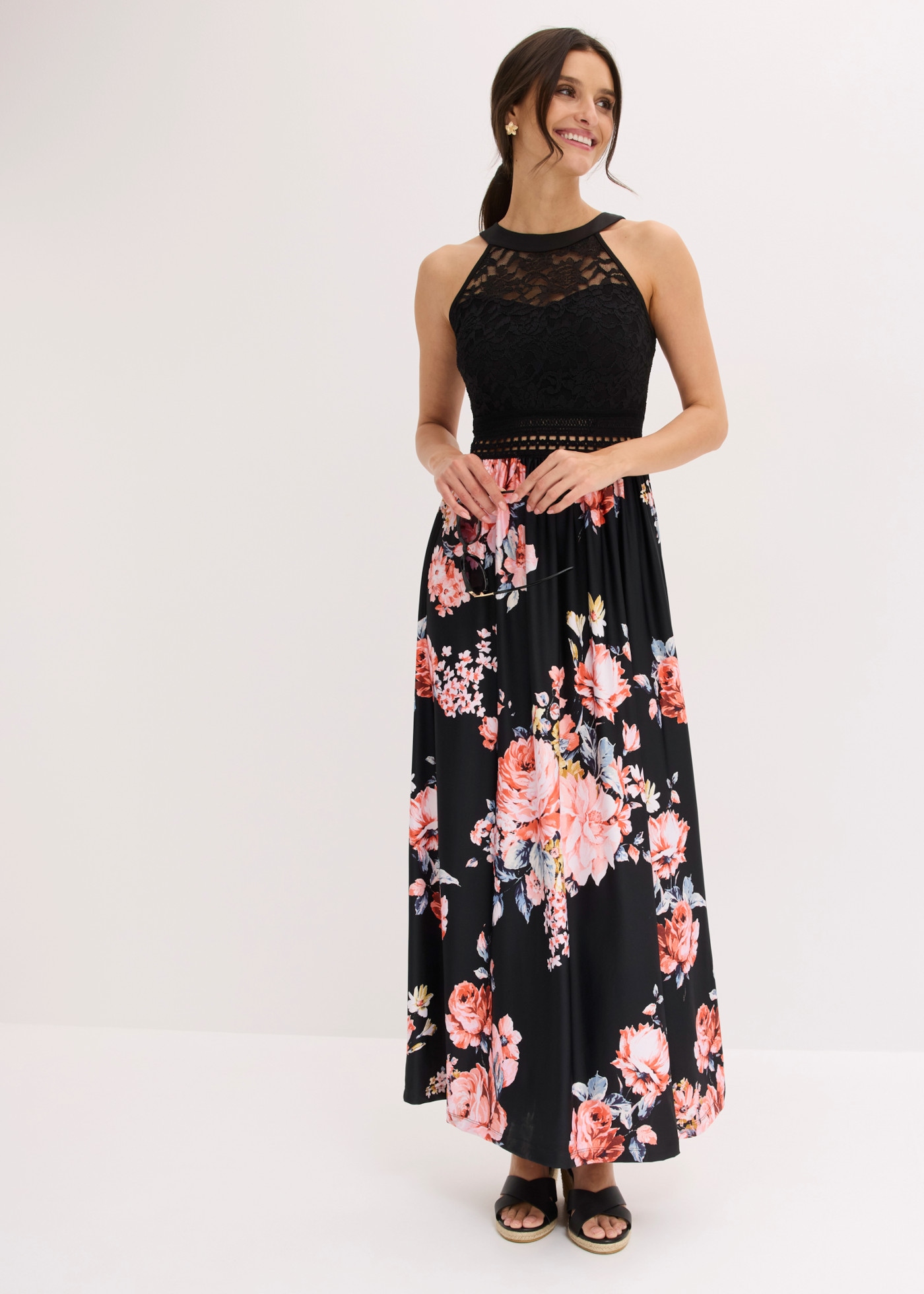 bonprix Jerseykleid für einen romantischen Look, amerikanischer Ausschnitt