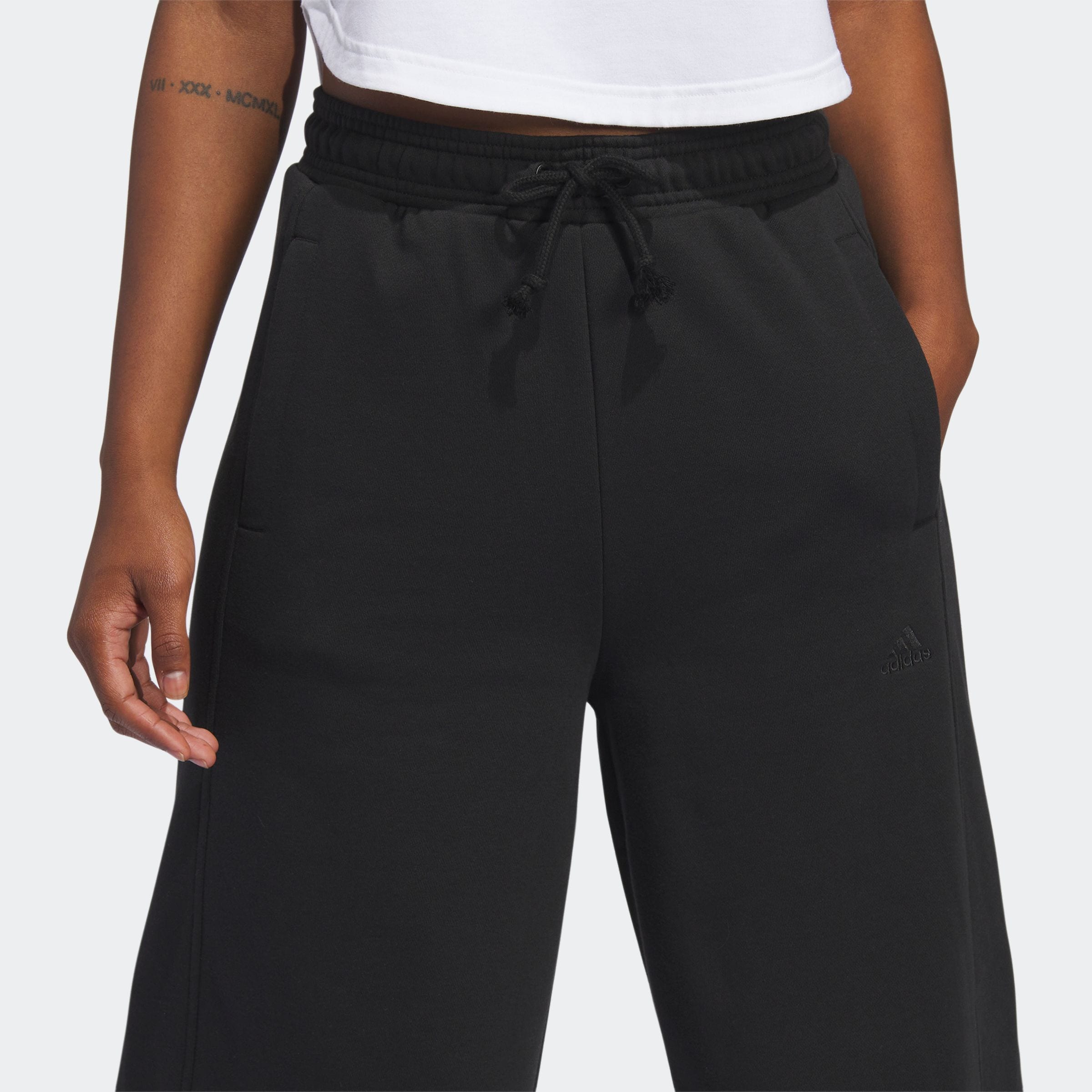 adidas Sportswear Sporthose »W ALL SZN WL«, (1 tlg.)
