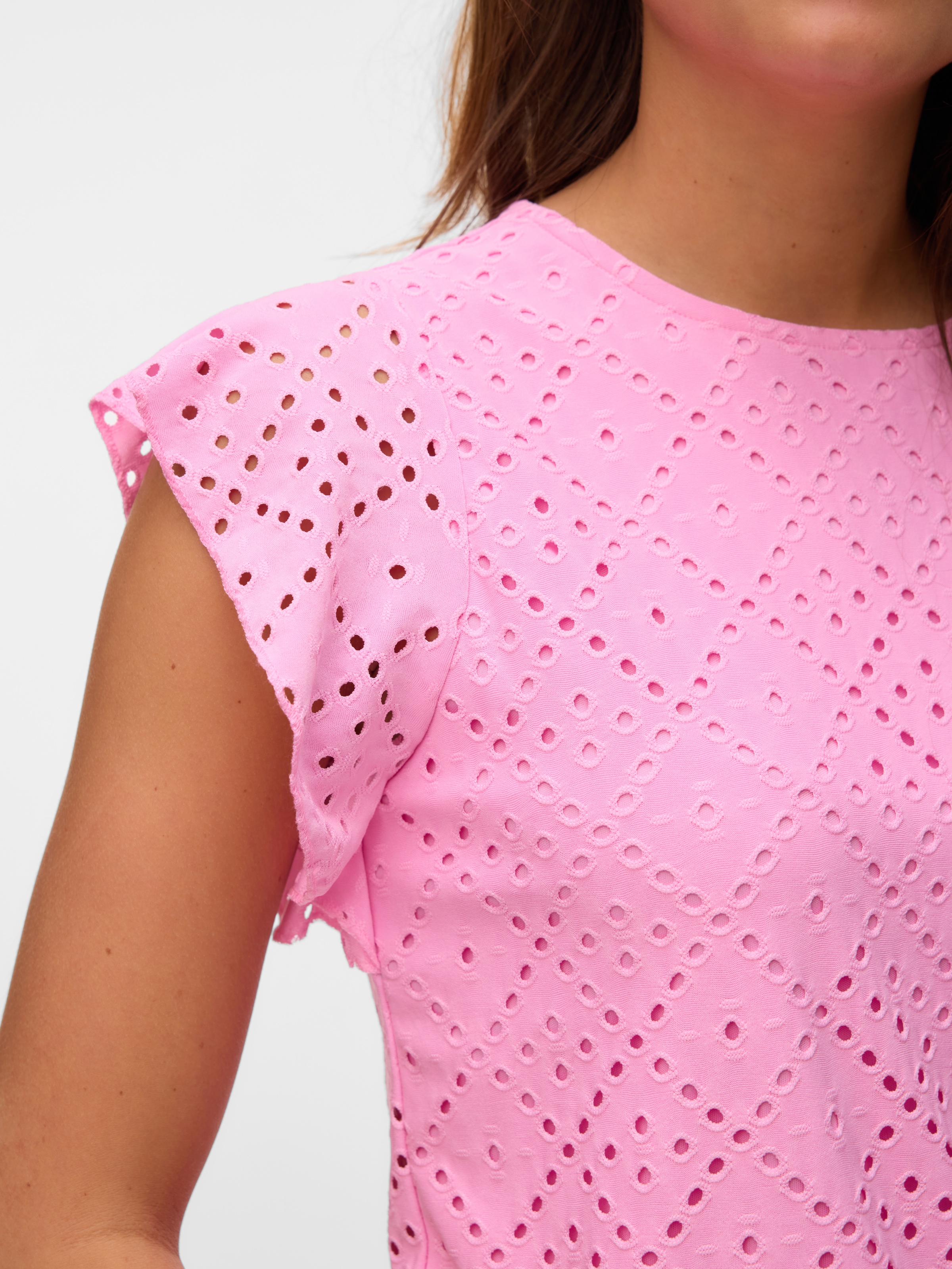 Vero Moda Rundhalsshirt »VMTASSA SL FRILL TOP NOOS« Materialmix, loose fit