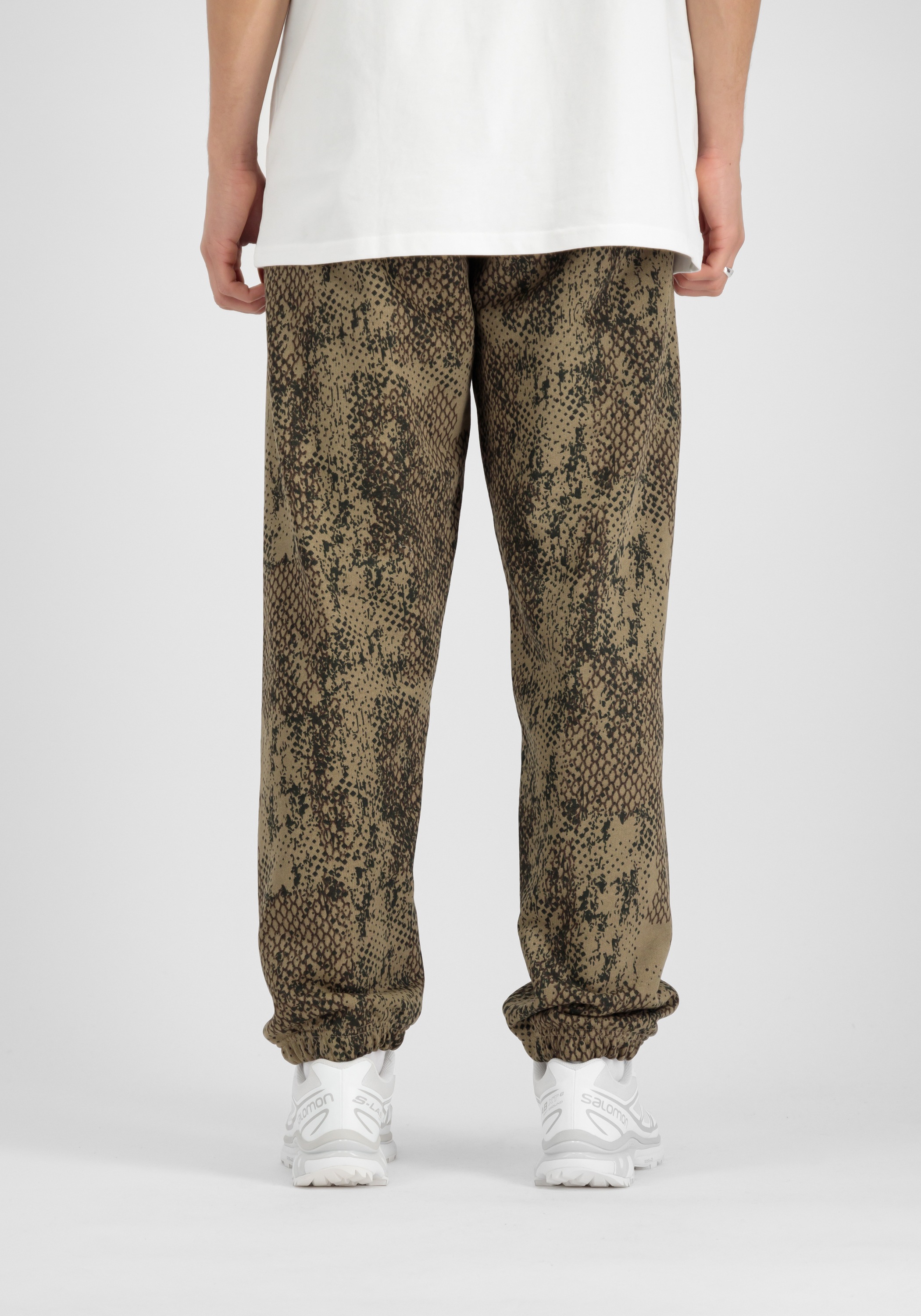 Alpha Industries Jogginghose »Alpha Industries Men - Jogger Alpha Essentials RL Jogger Camo«