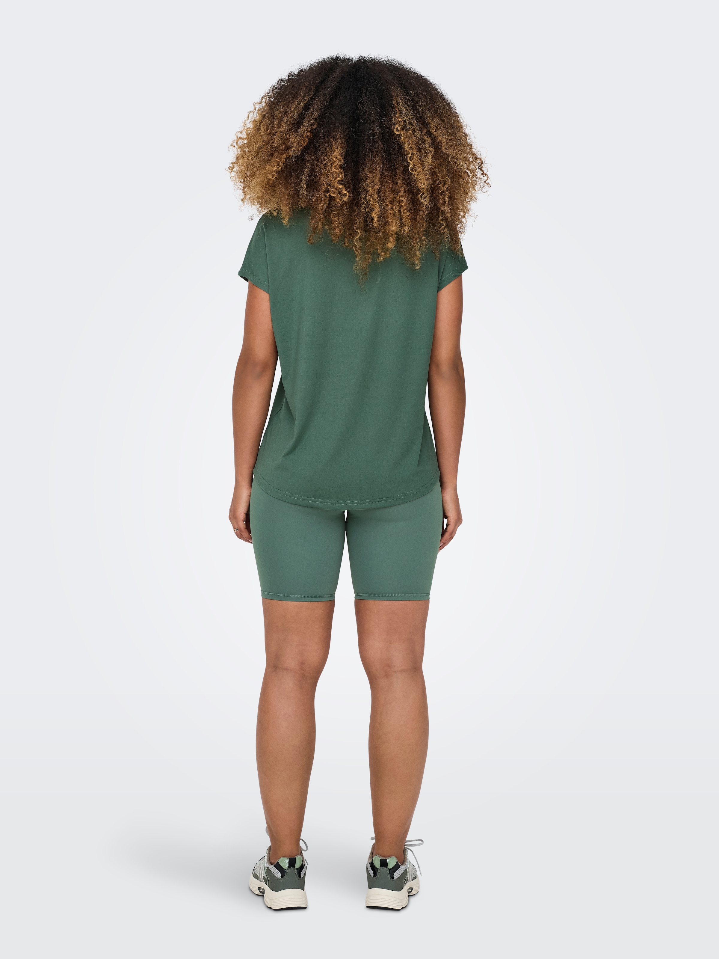 ONLY Play Trainingsshirt »ONPAUBREE SS LOOSE TRAIN TEE - NOOS«