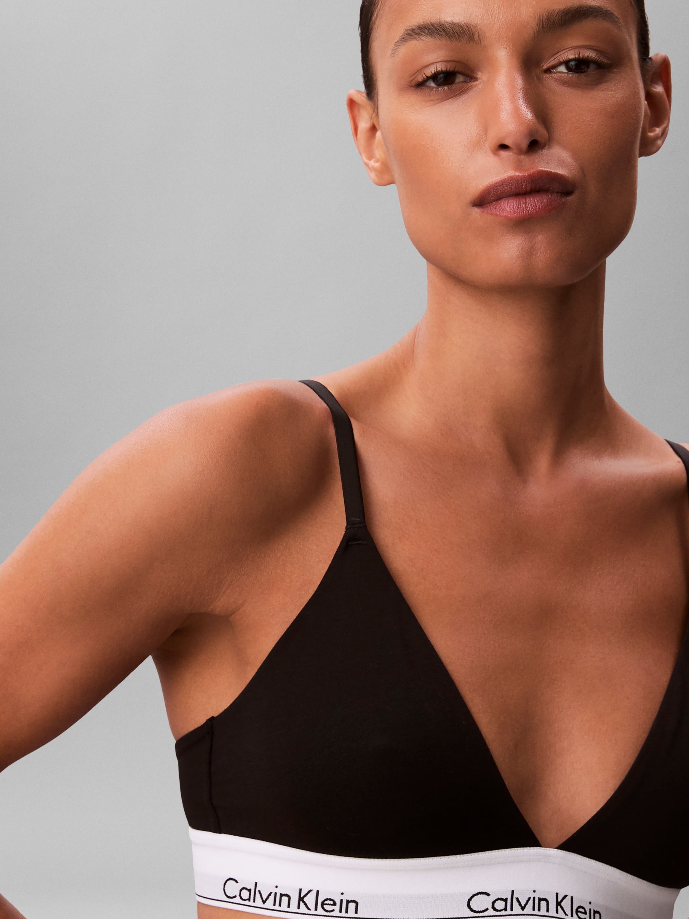 Calvin Klein Underwear Triangel-BH »LGHT LINED TRIANGLE« mit CK-Logo am Bund