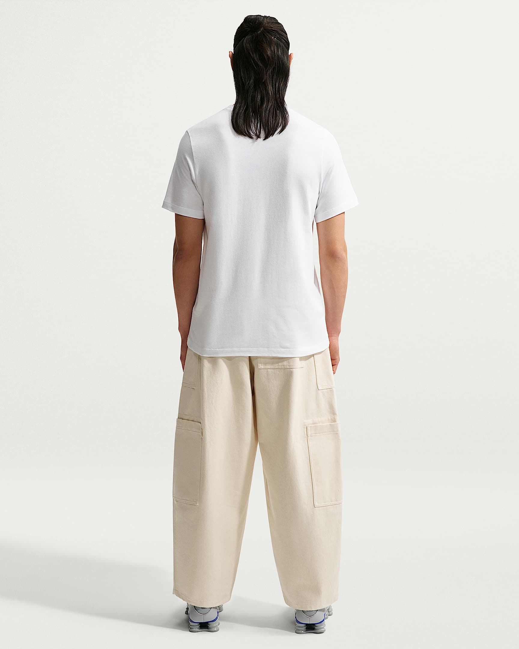 Nike Sportswear T-Shirt »Nike Sportswear Men's T-Shirt« mit Rundhalsausschnitt, aus Baumwolle, normale Länge