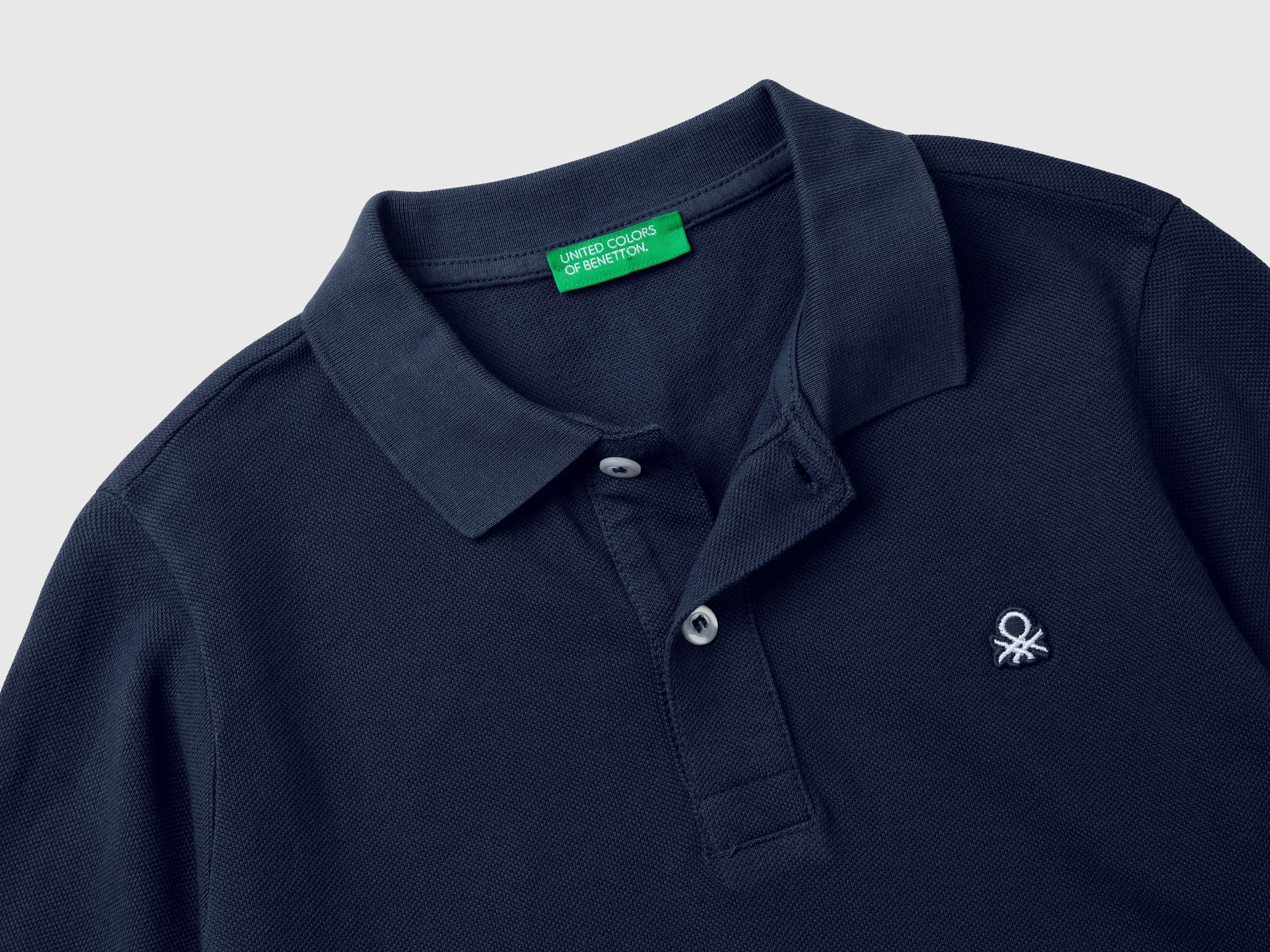 United Colors of Benetton Langarm-Poloshirt, mit Logostickerei an der Brust