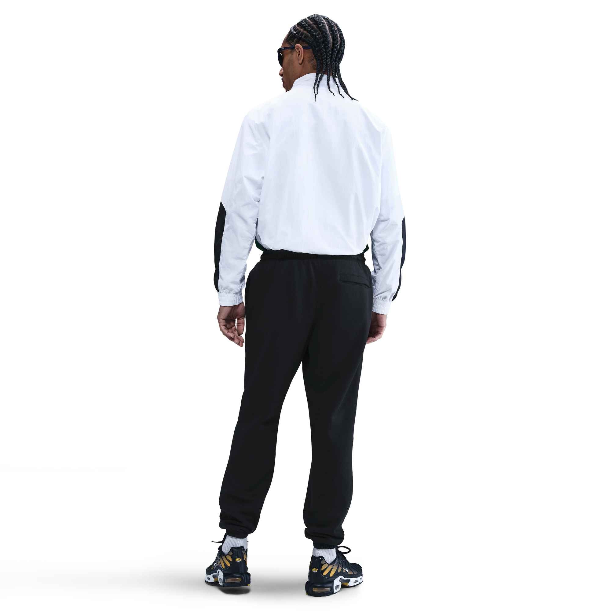 Nike Sportswear Sporthose »M NK CLUB BB CUFF PANT«  mit angerautem Fleece innen, mit seitlichen Taschen