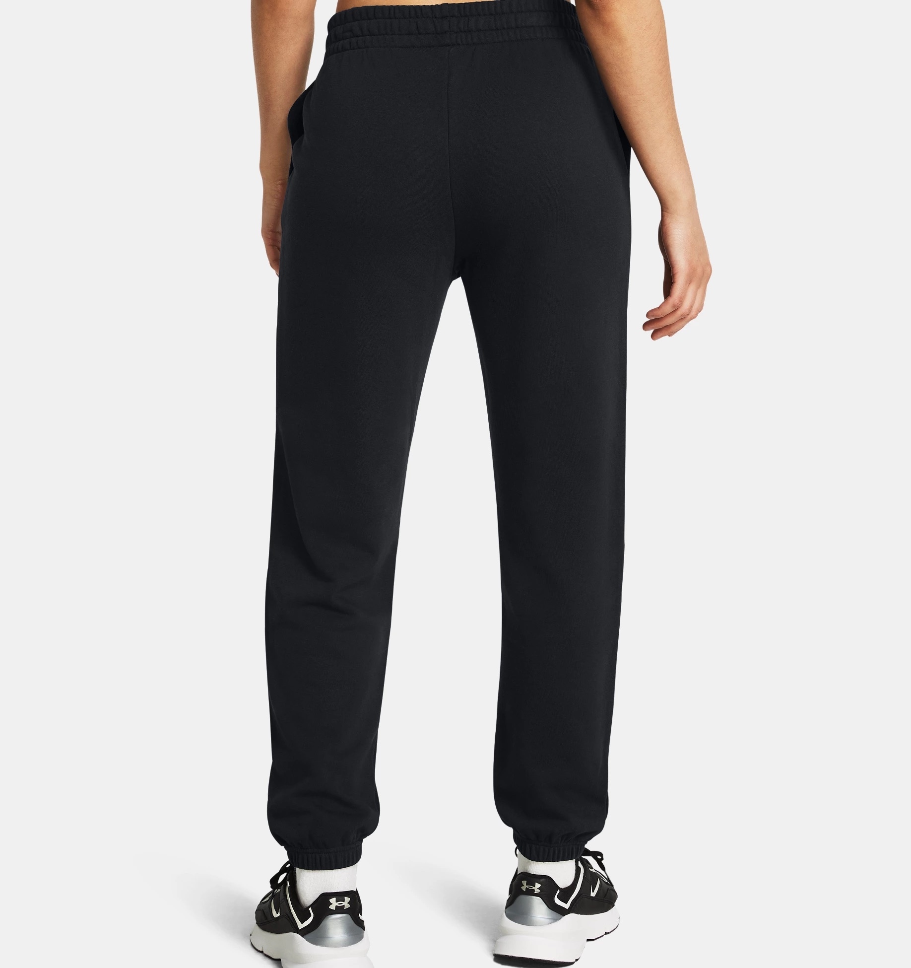 Under Armour® Jogginghose »RIVAL«, innen weich angeraut