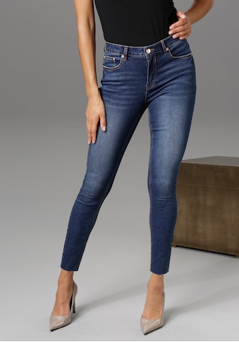 Aniston CASUAL Skinny-fit-Jeans, regular waist - mit ausgefransten Beinabschluss kaufen