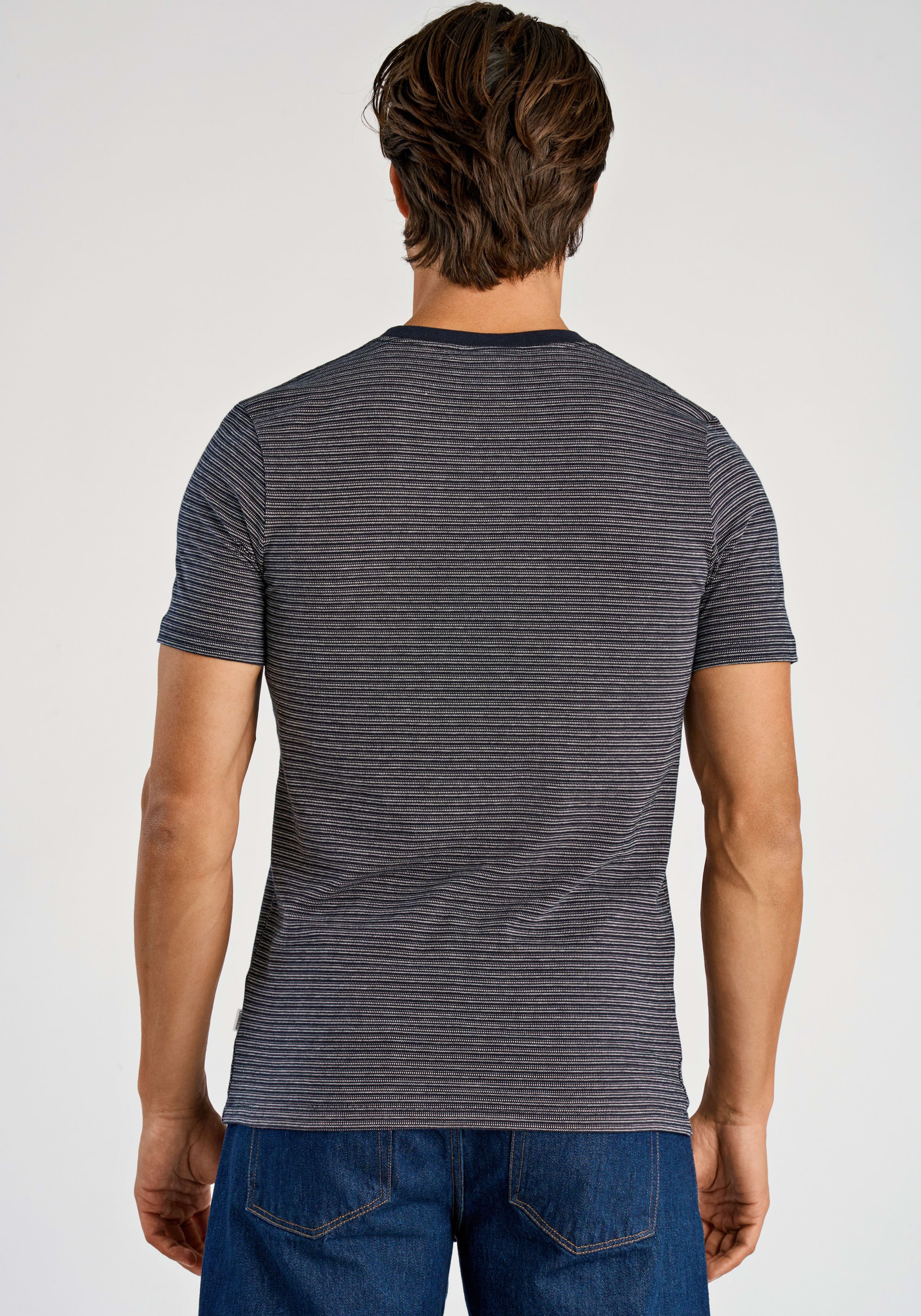 LINDBERGH Rundhalsshirt mit feiner Struktur