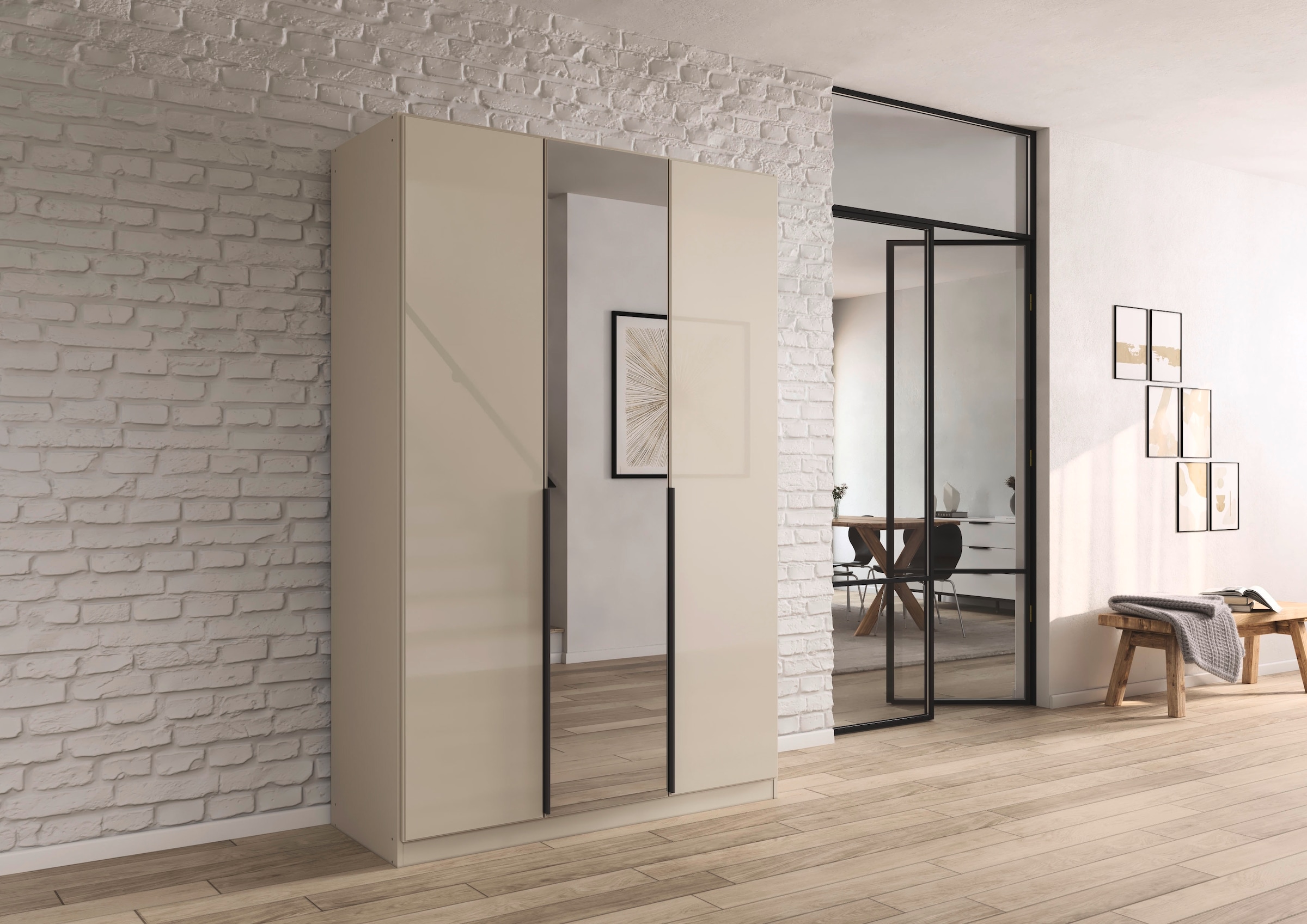 rauch Drehtürenschrank »Kleiderschrank Kleiderschränke Schrank Garderobe AGORDO mit Glasfront«, (in zwei Griff-Farben), durchdachte Innenausstattung, in 6 Breiten und 2 Höhen MADE IN GERMANY