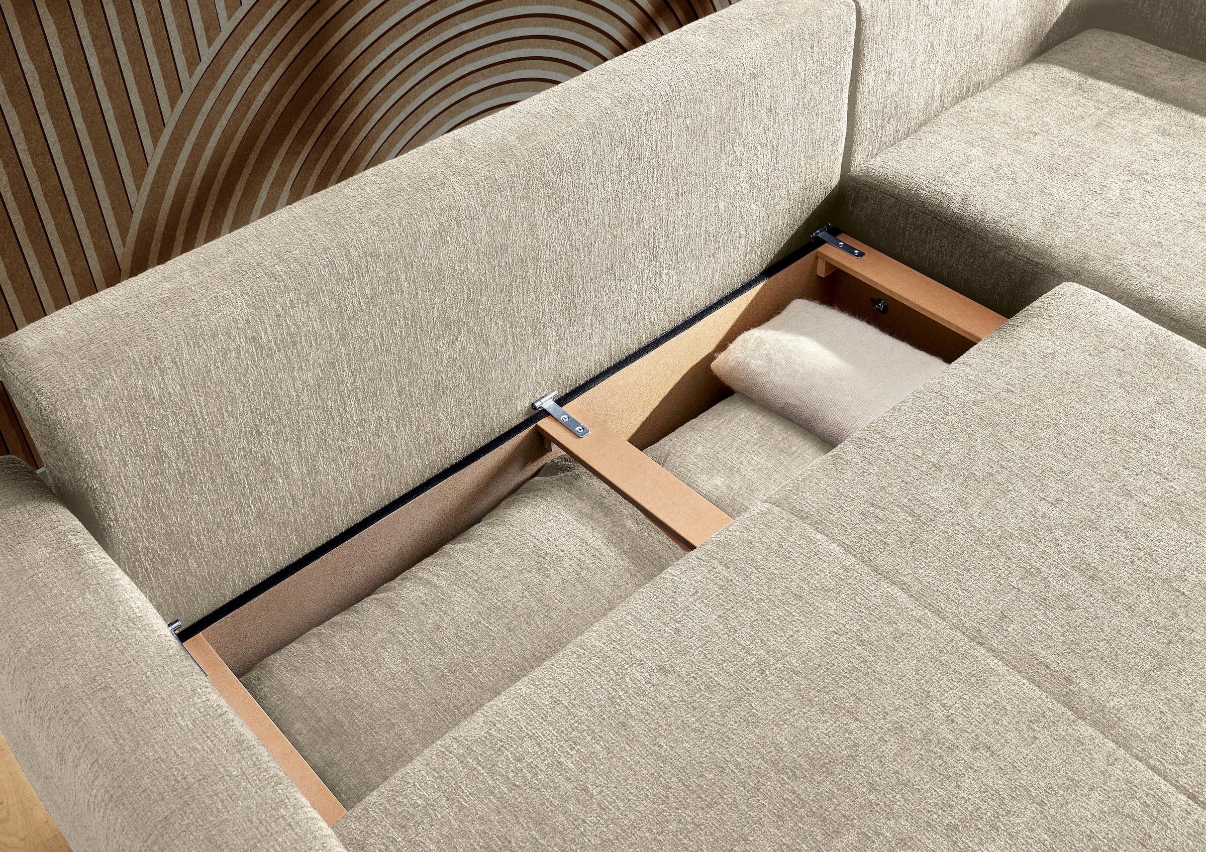 Jockenhöfer Gruppe Ecksofa »Venezia L-Form, B: 234 cm« mit Bettfunktion, Bettkasten & Zierkissen