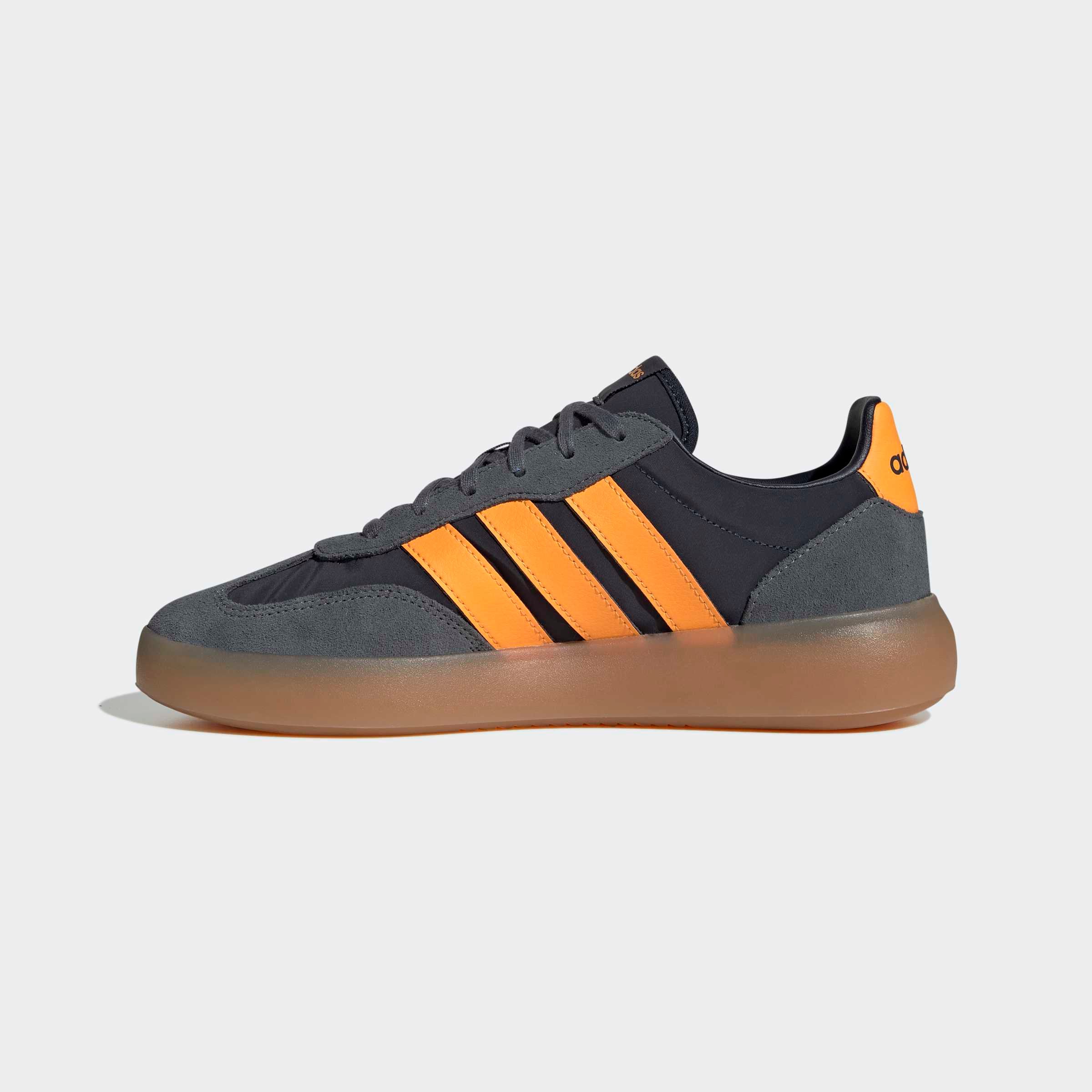 adidas Sportswear Sneaker »BARREDA DECODE«  inspiriert vom Design des adidas handball spezial
