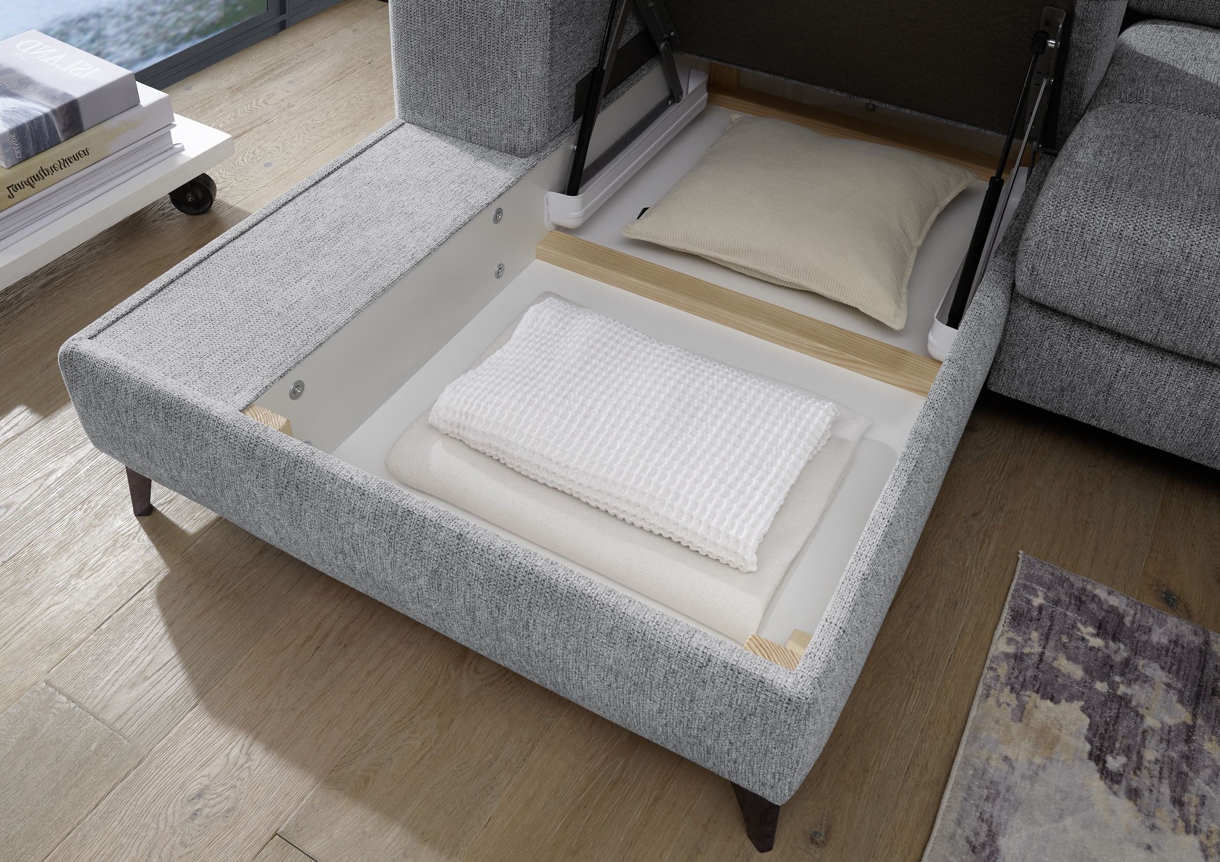 ED EXCITING DESIGN Ecksofa »Sydney L-Form mit Bettfunktion, Bettkasten, Kopfteilverstellung« motorischer Sitztiefenverstellung, USB-Port & 2 Zierkissen