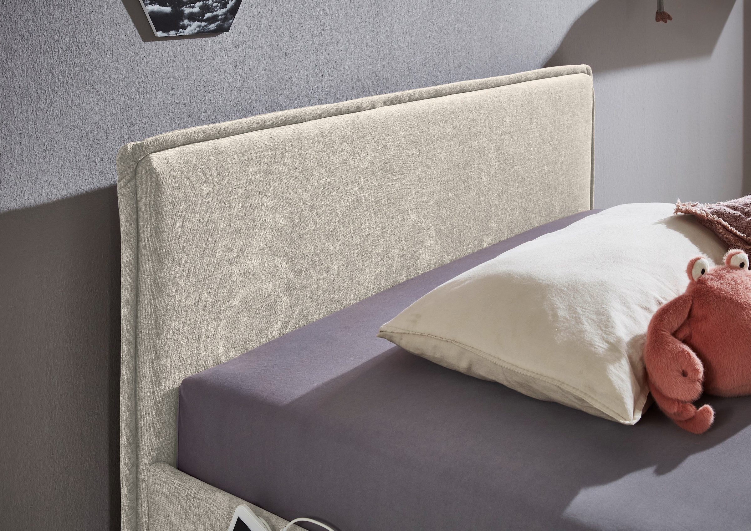 meise.möbel Kinderbett »FUN« Polsterbett wahlweise mit Bettkasten, Jugendbett inkl. USB-Anschluss