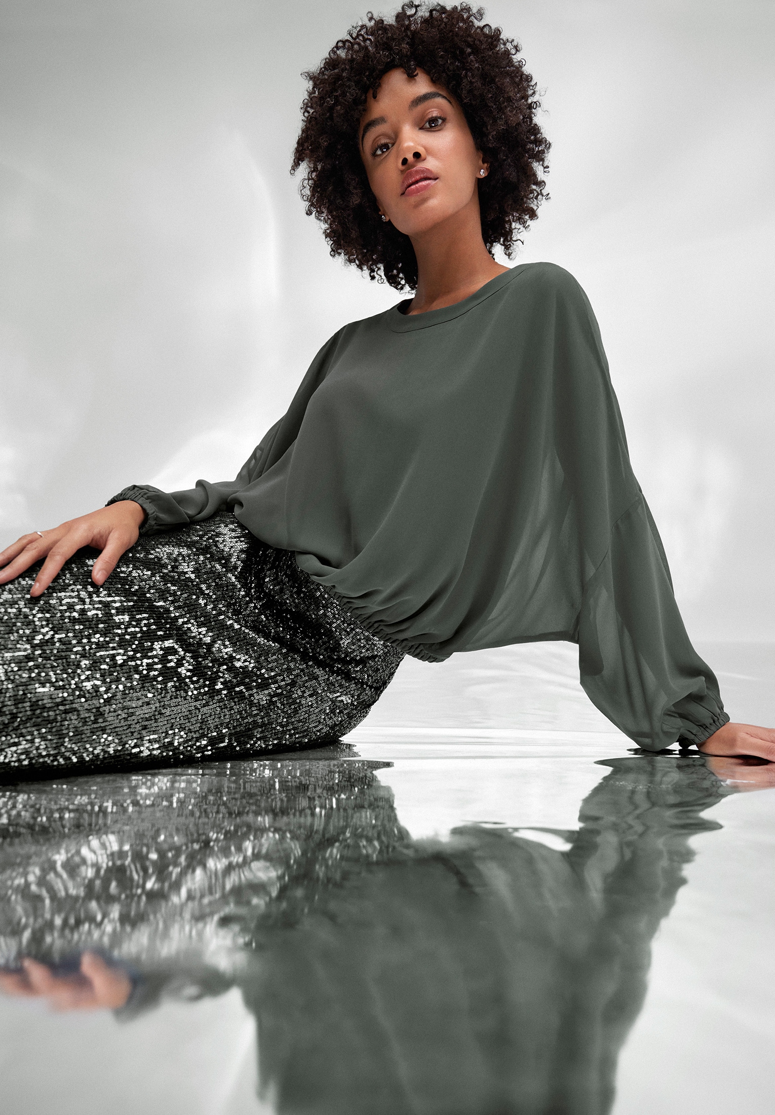 Vera Mont Klassische Bluse »Oversize-Bluse mit Rundhalsausschnitt«