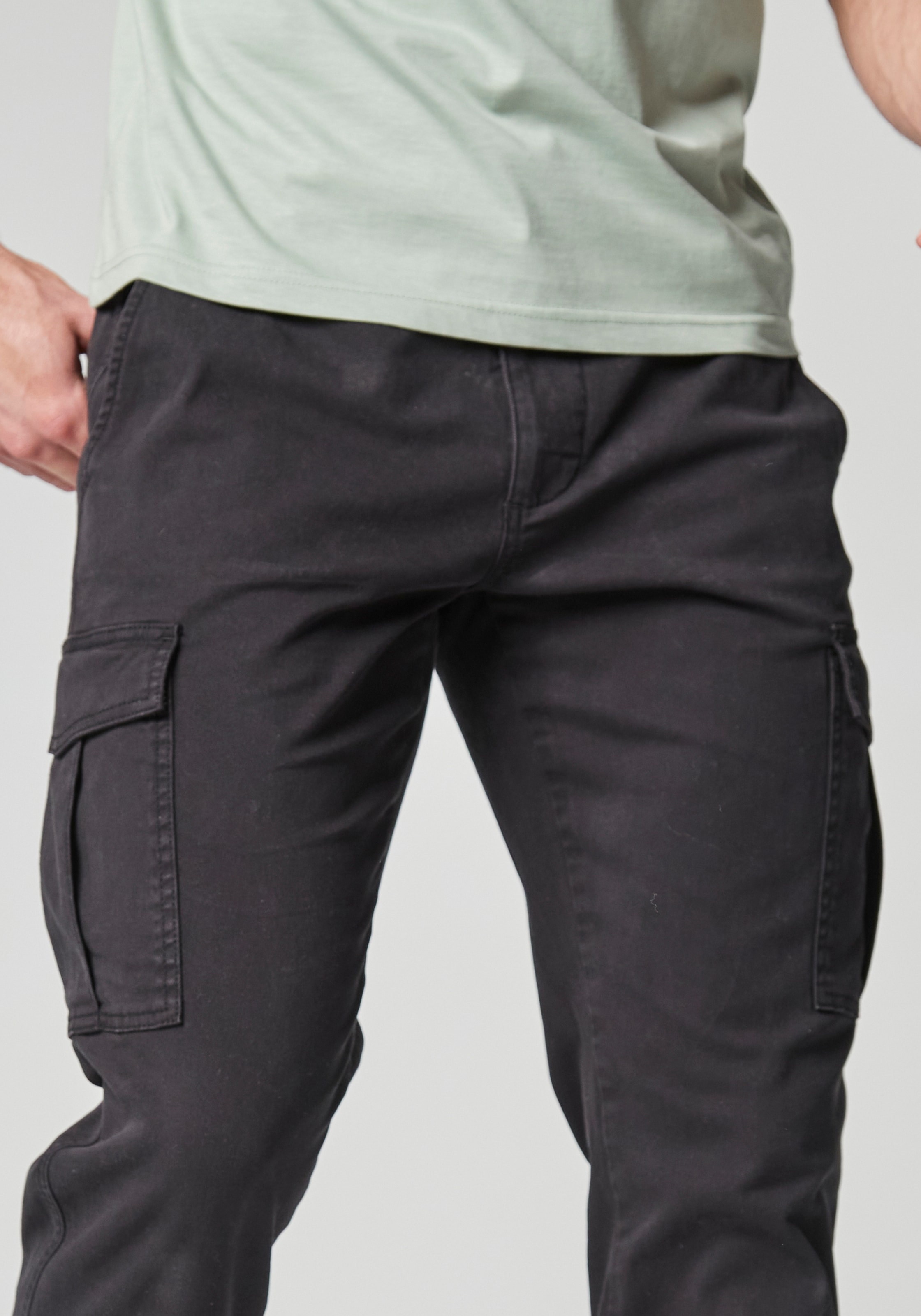 AUTHENTIC LE JOGGER Cargohose, mit normaler Bundhöhe aus elastischer Baumwoll-Qualität