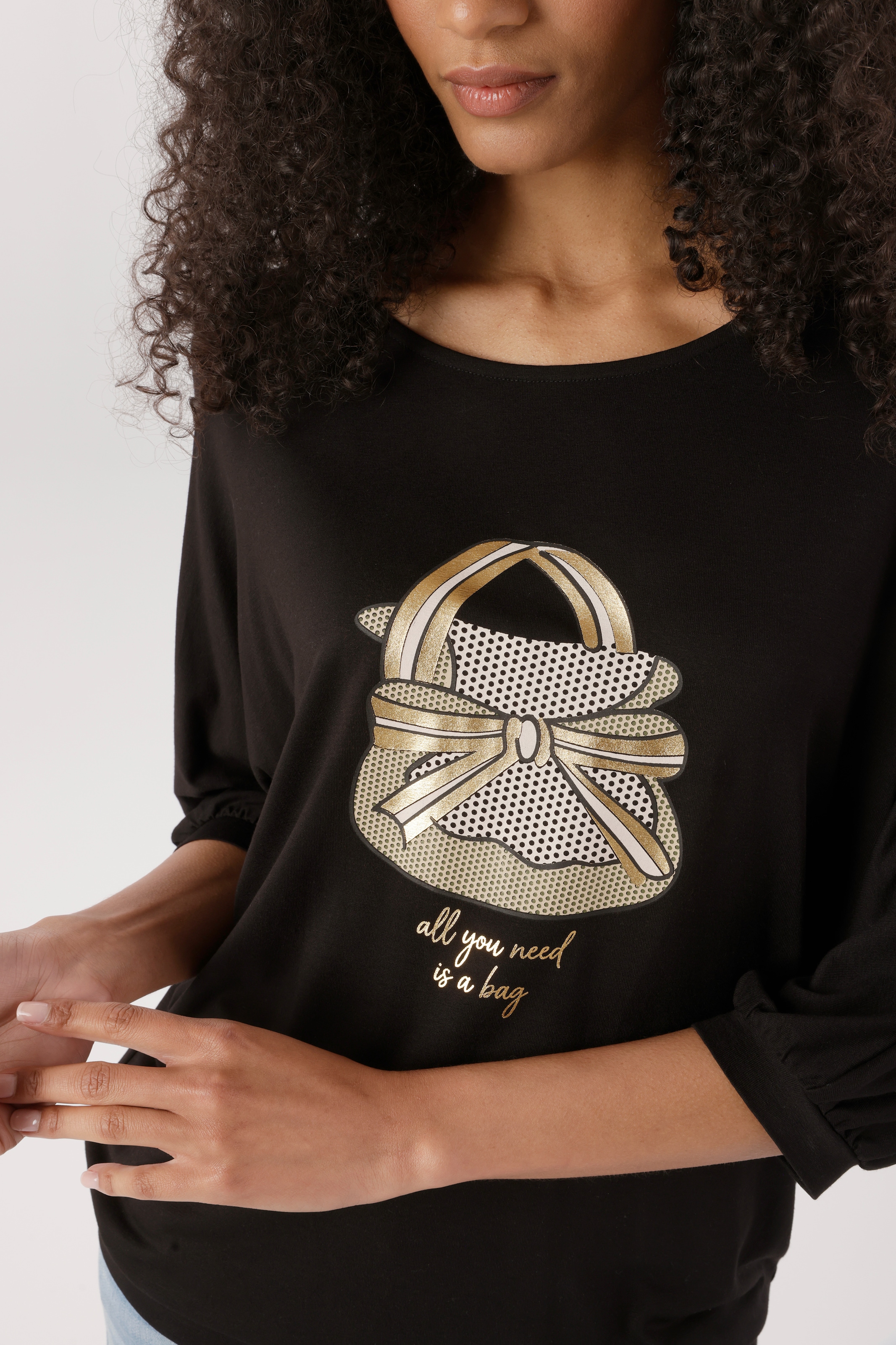 Aniston SELECTED Oversize-Shirt mit dekorativen, goldfarbenen Taschendruck vorne - NEUE KOLLEKTION