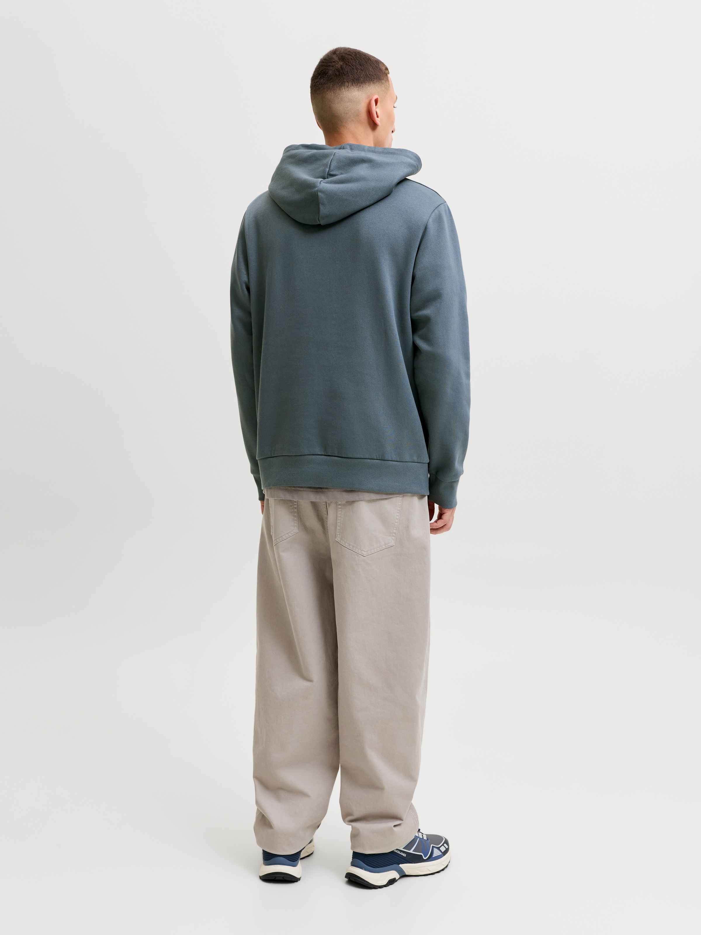 Jack & Jones Kapuzensweatshirt »JJELOGO SWEAT HOOD 2 COL AW26 SN«, Baumwollmischung, regular fit
