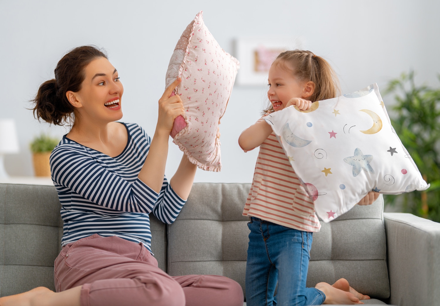 queence Dekokissen »Sterne«, Kissenhülle mit HD Premium Druck, geruchsneutral, 40x40cm